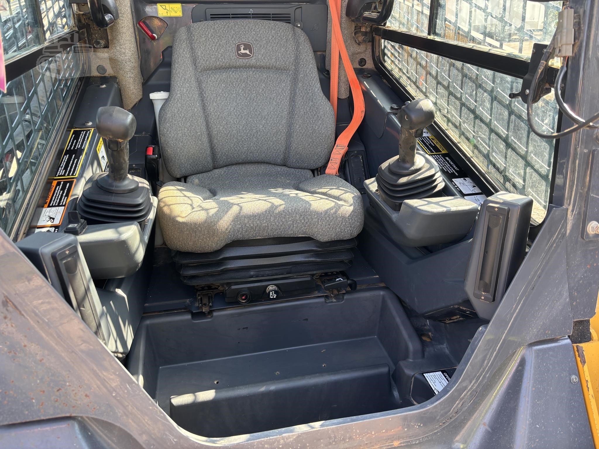 2021 John Deere 333G