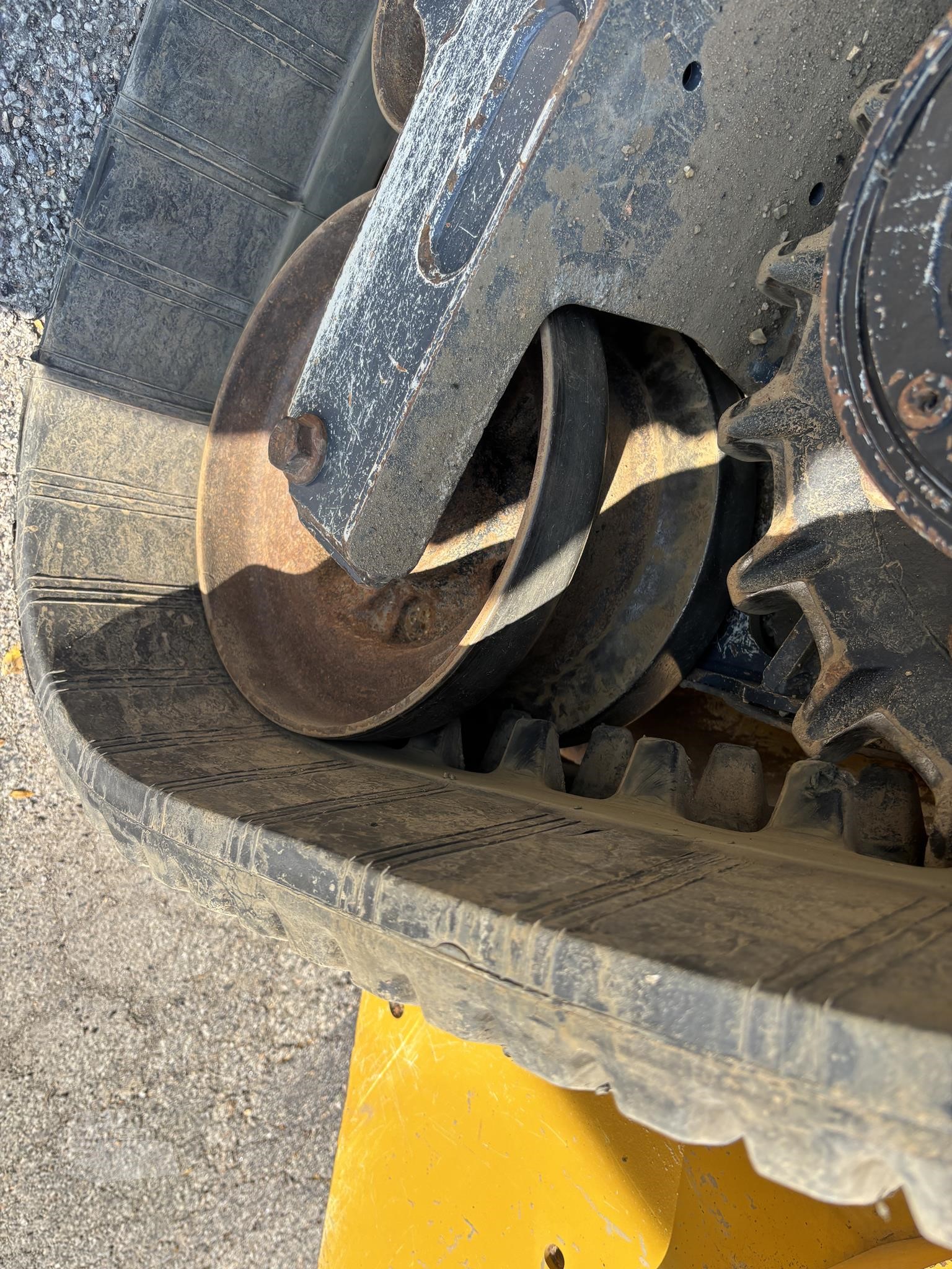 2021 John Deere 333G