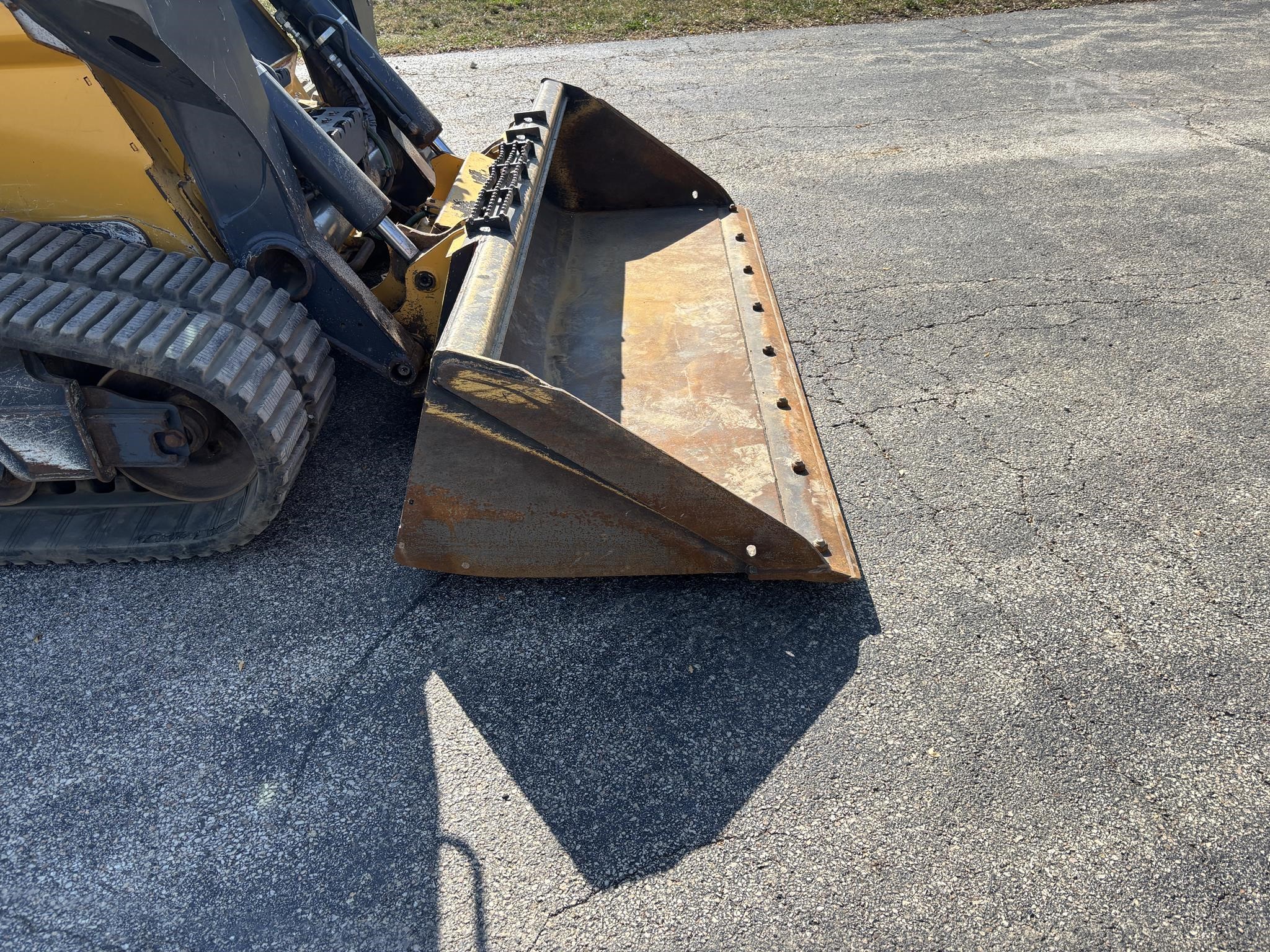 2021 John Deere 333G
