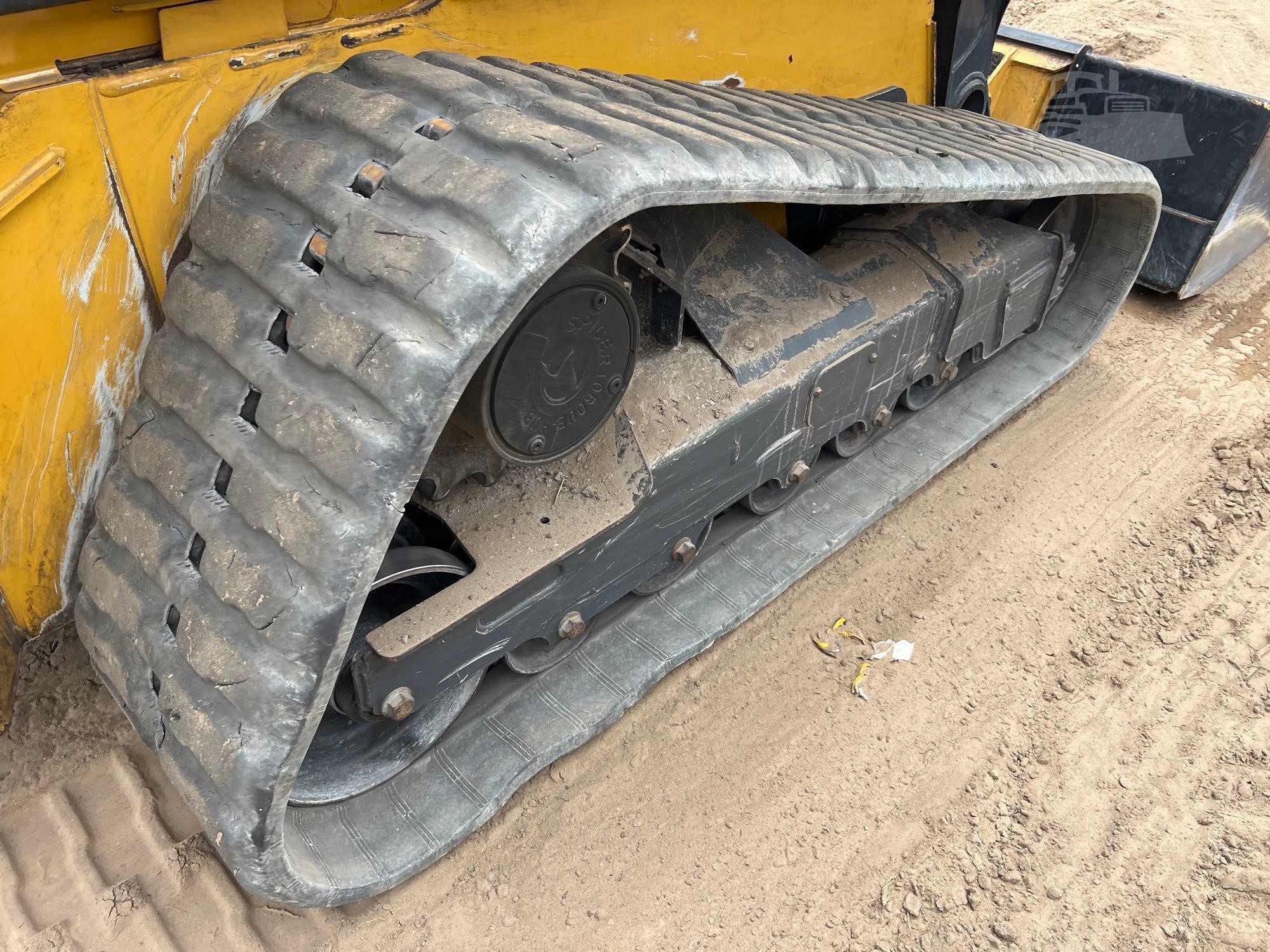 2022 John Deere 333G
