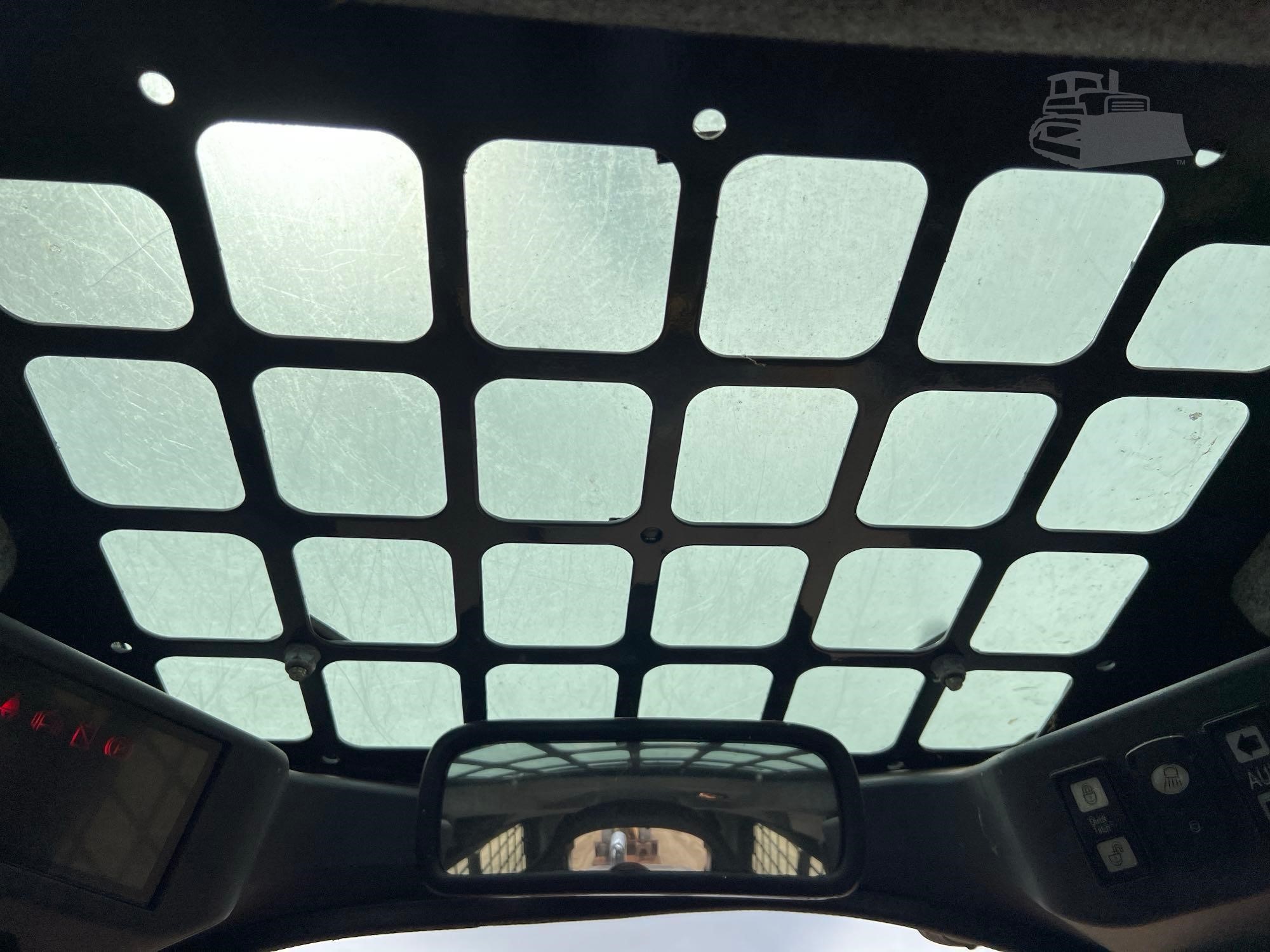 2022 John Deere 333G