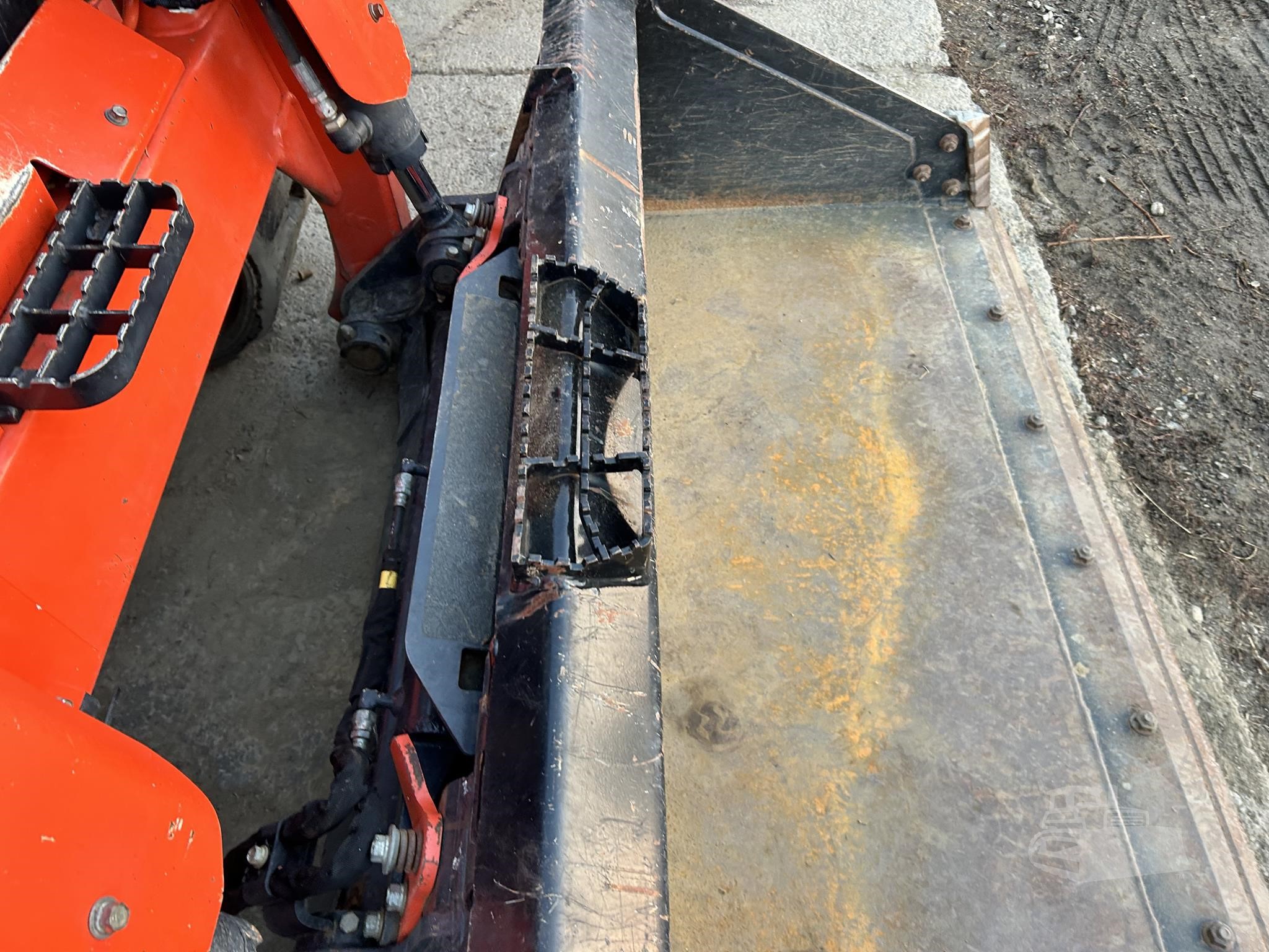 2017 Kubota SVL75-2