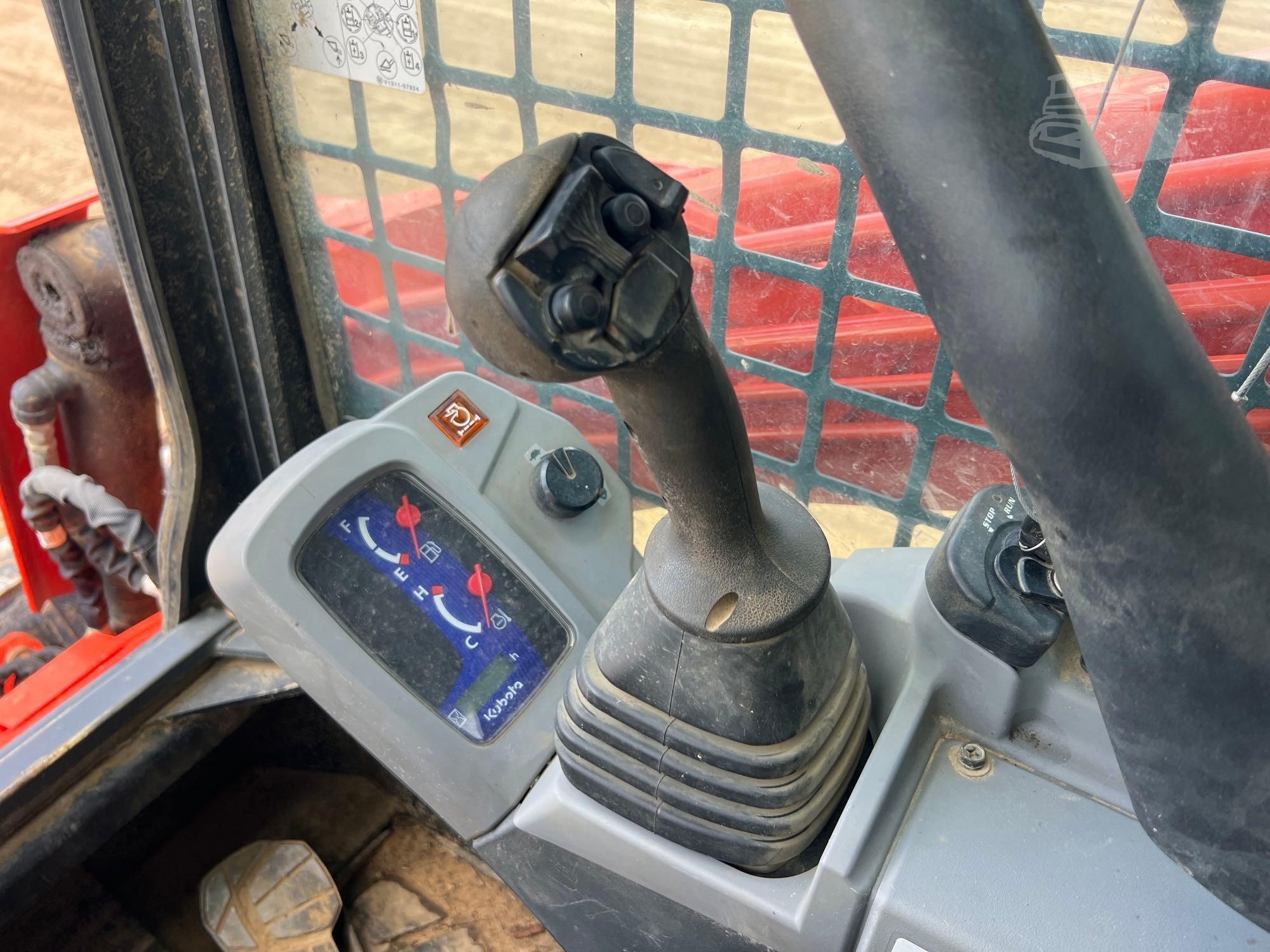 2023 Kubota SVL75-2