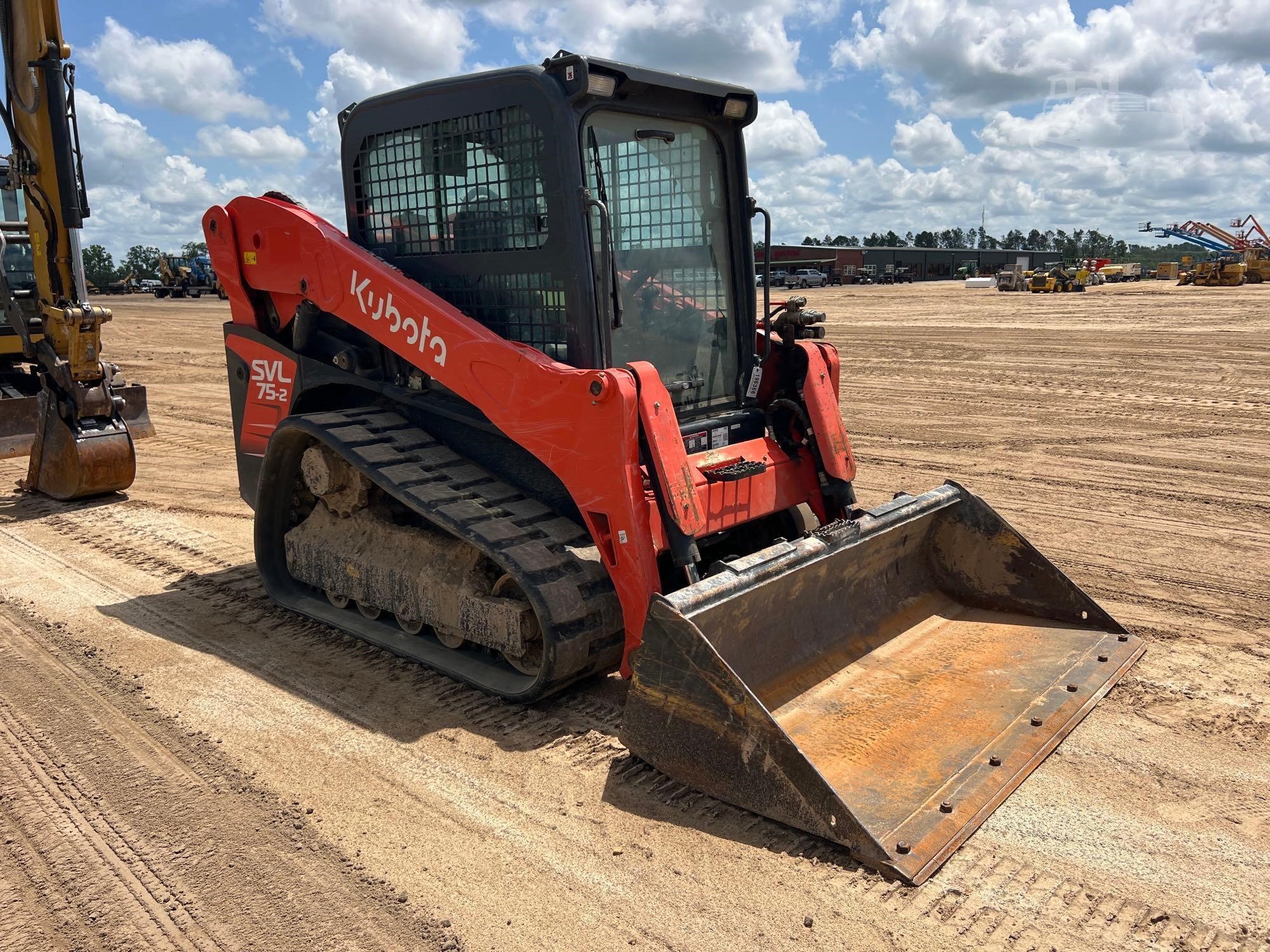 2023 Kubota SVL75-2