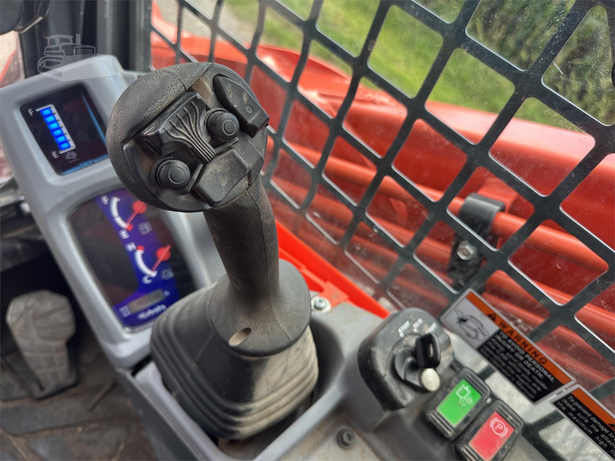 2023 Kubota SVL97-2