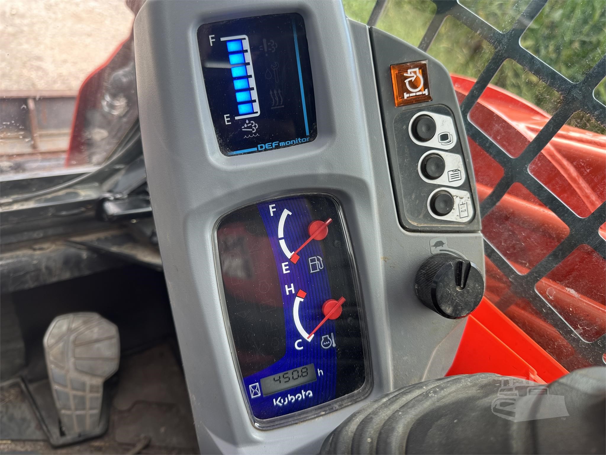 2023 Kubota SVL97-2