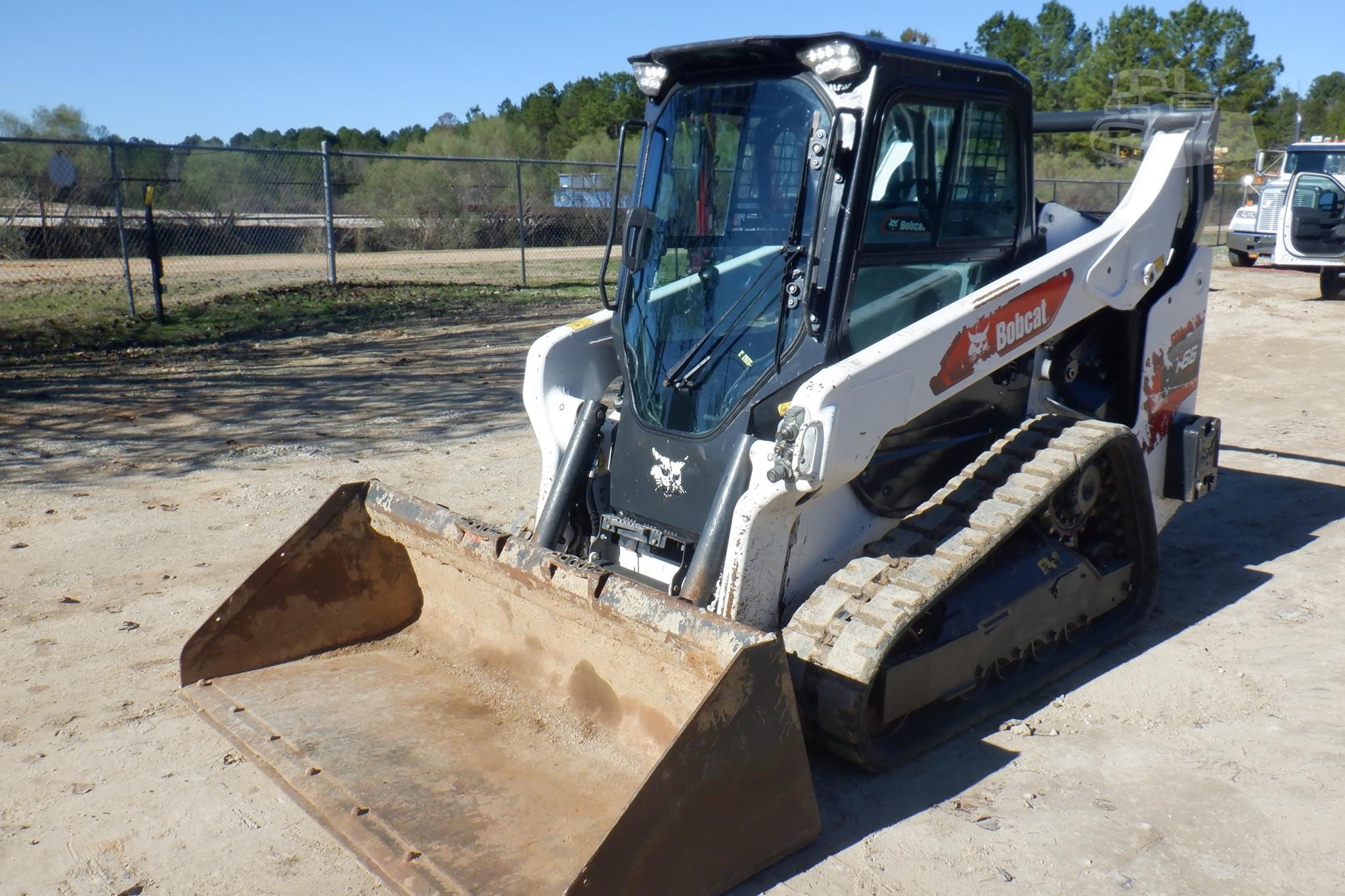 2022 Bobcat T66