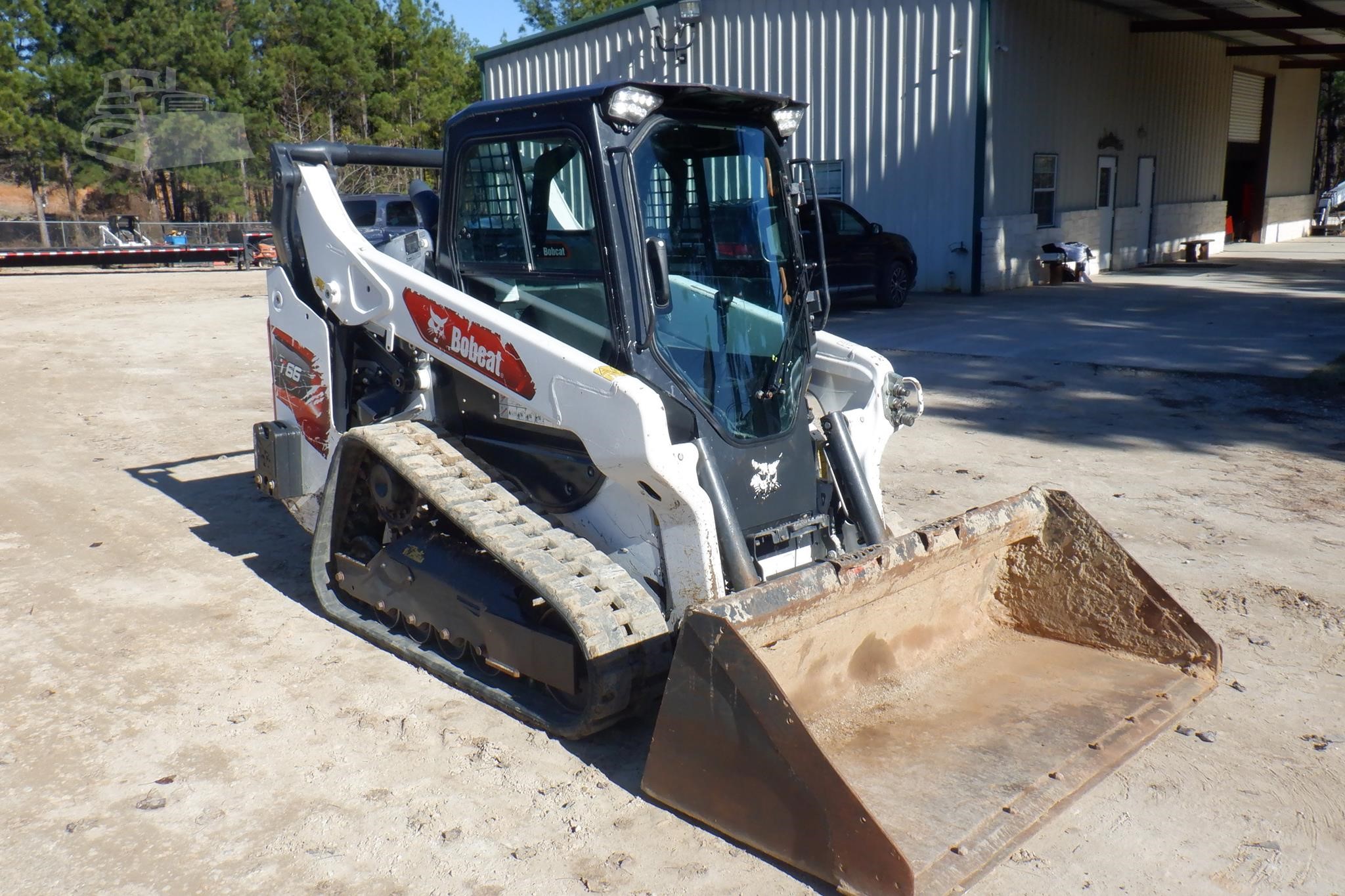 2022 Bobcat T66