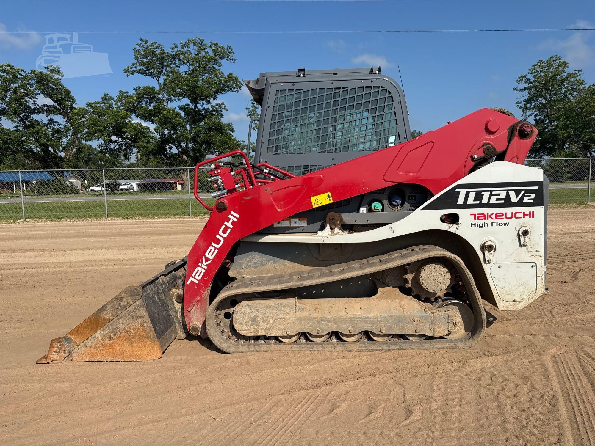 2022 Takeuchi 2022 Takeuchi TL12V2 alt