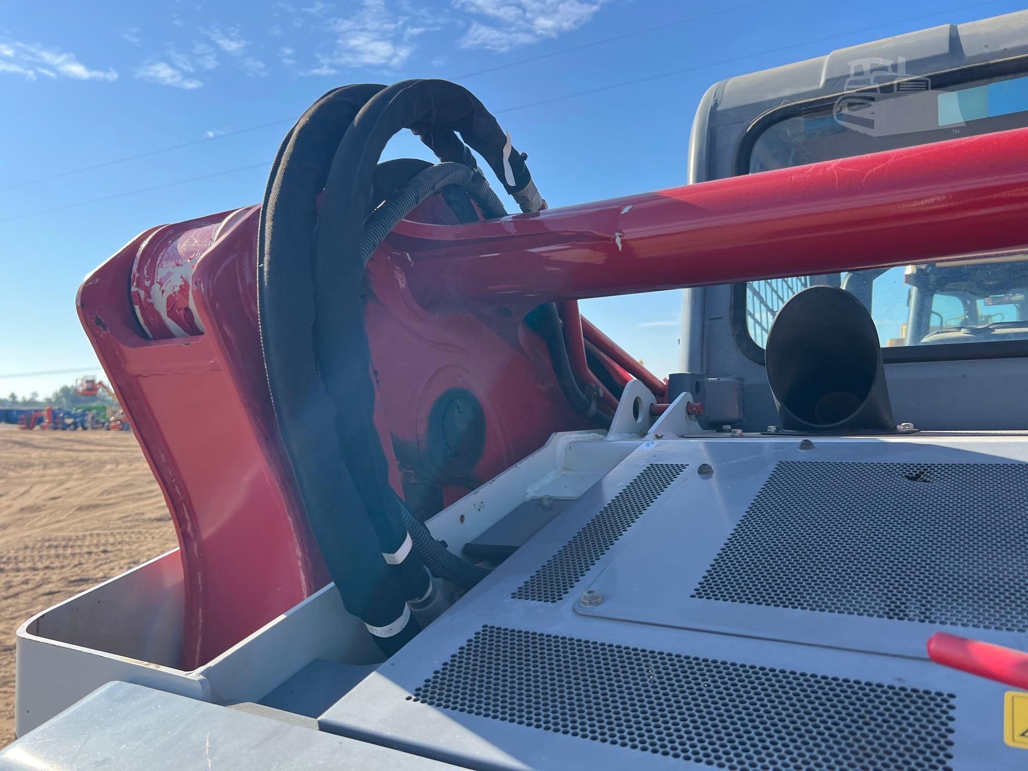 2022 Takeuchi TL12V2
