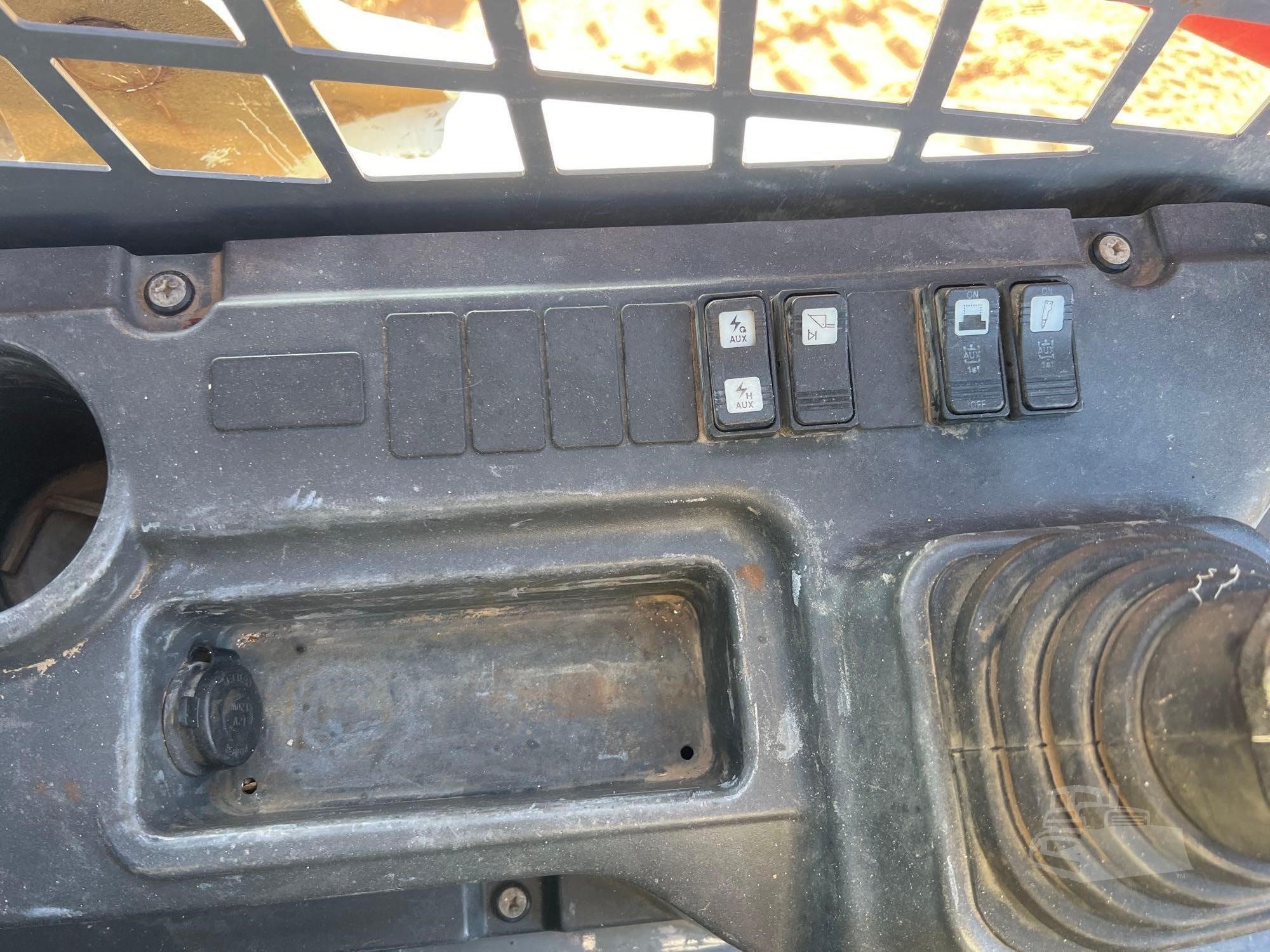 2022 Takeuchi TL12V2