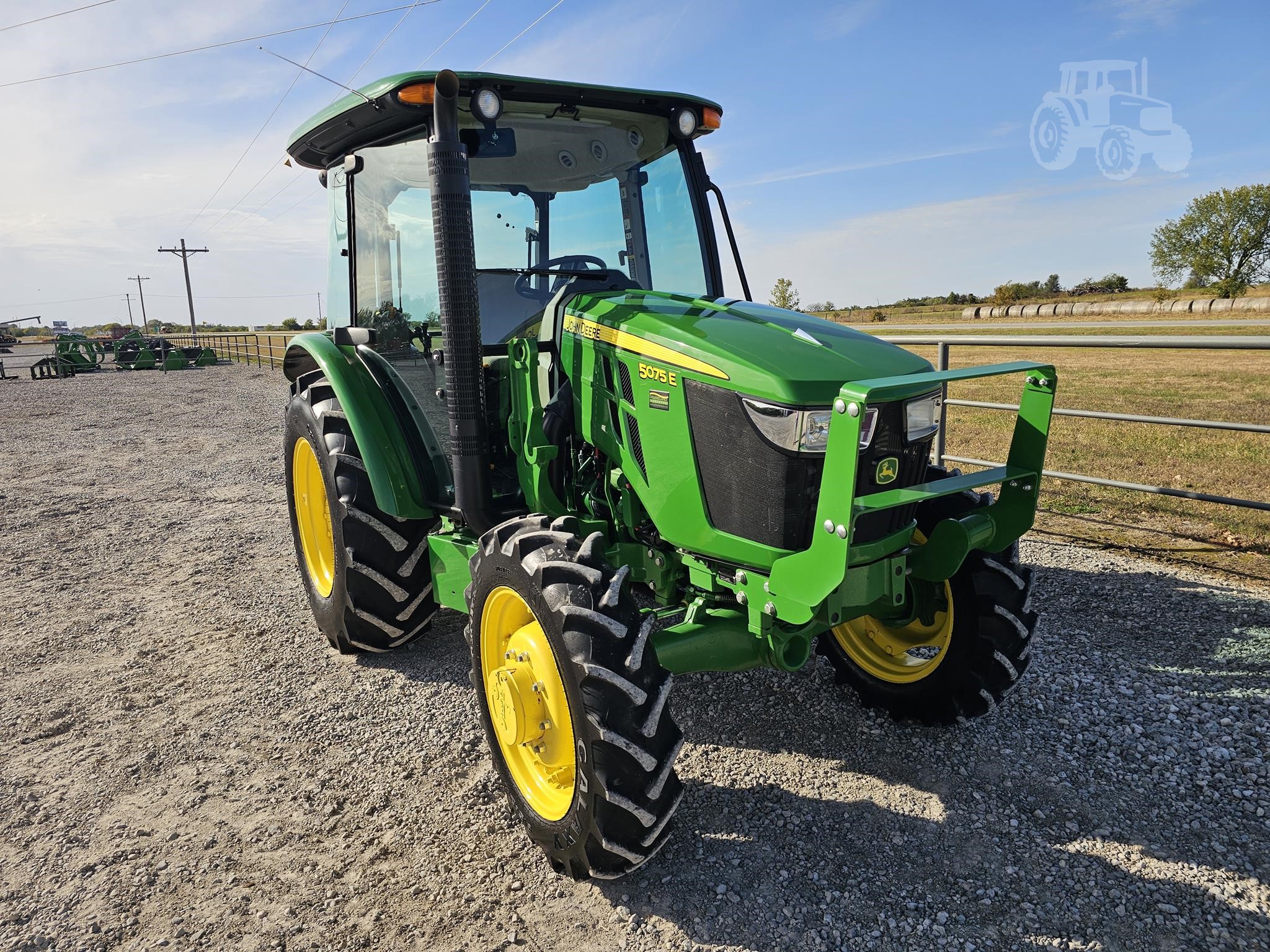 2021 John Deere 5075E