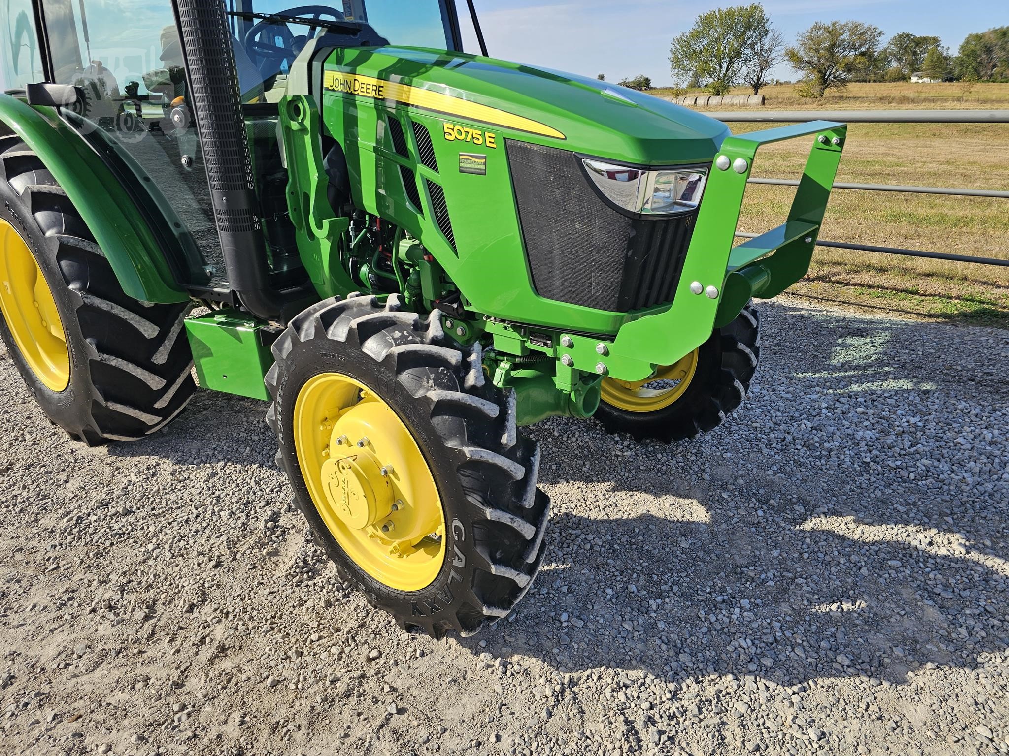 2021 John Deere 5075E