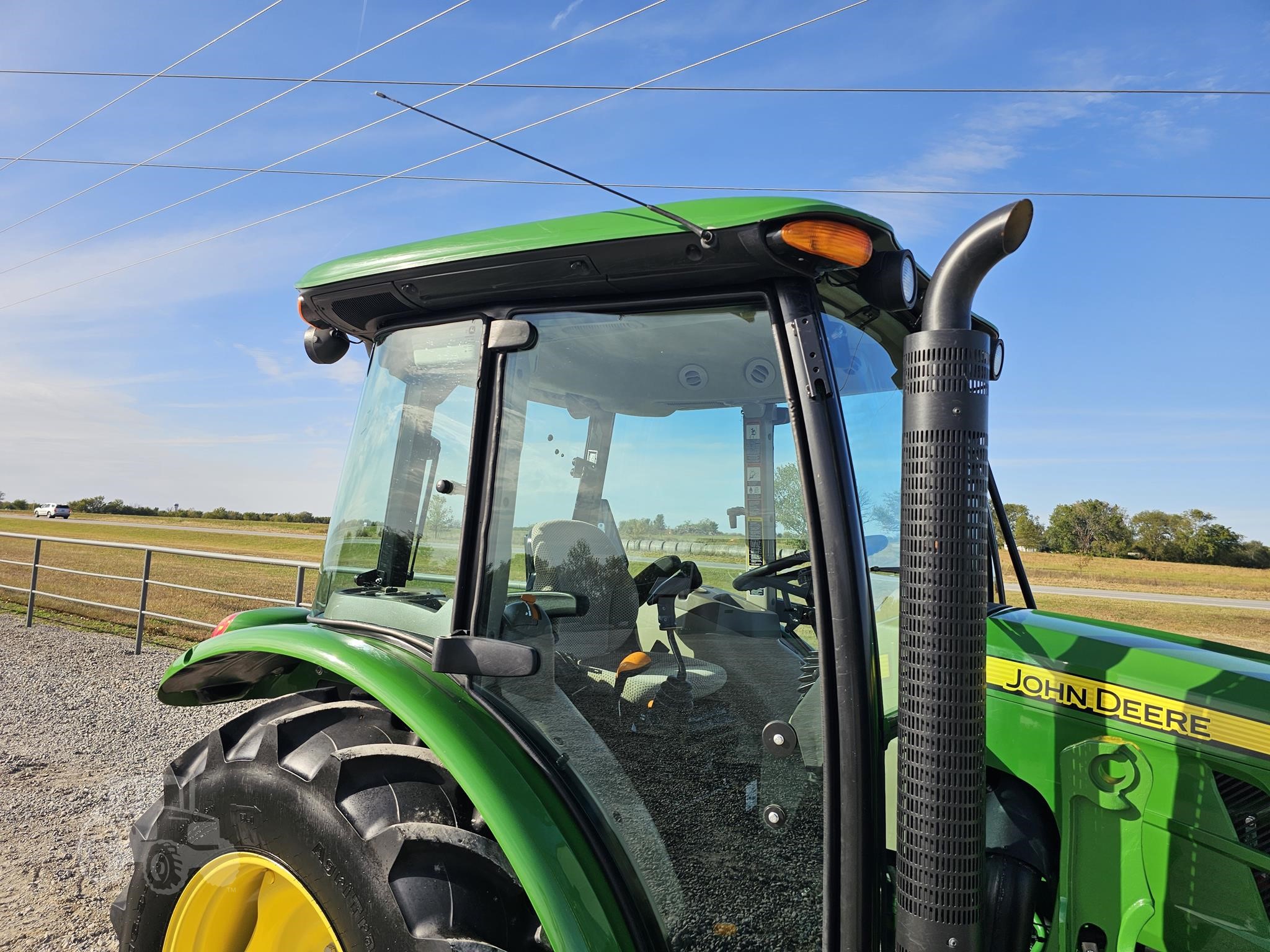 2021 John Deere 5075E