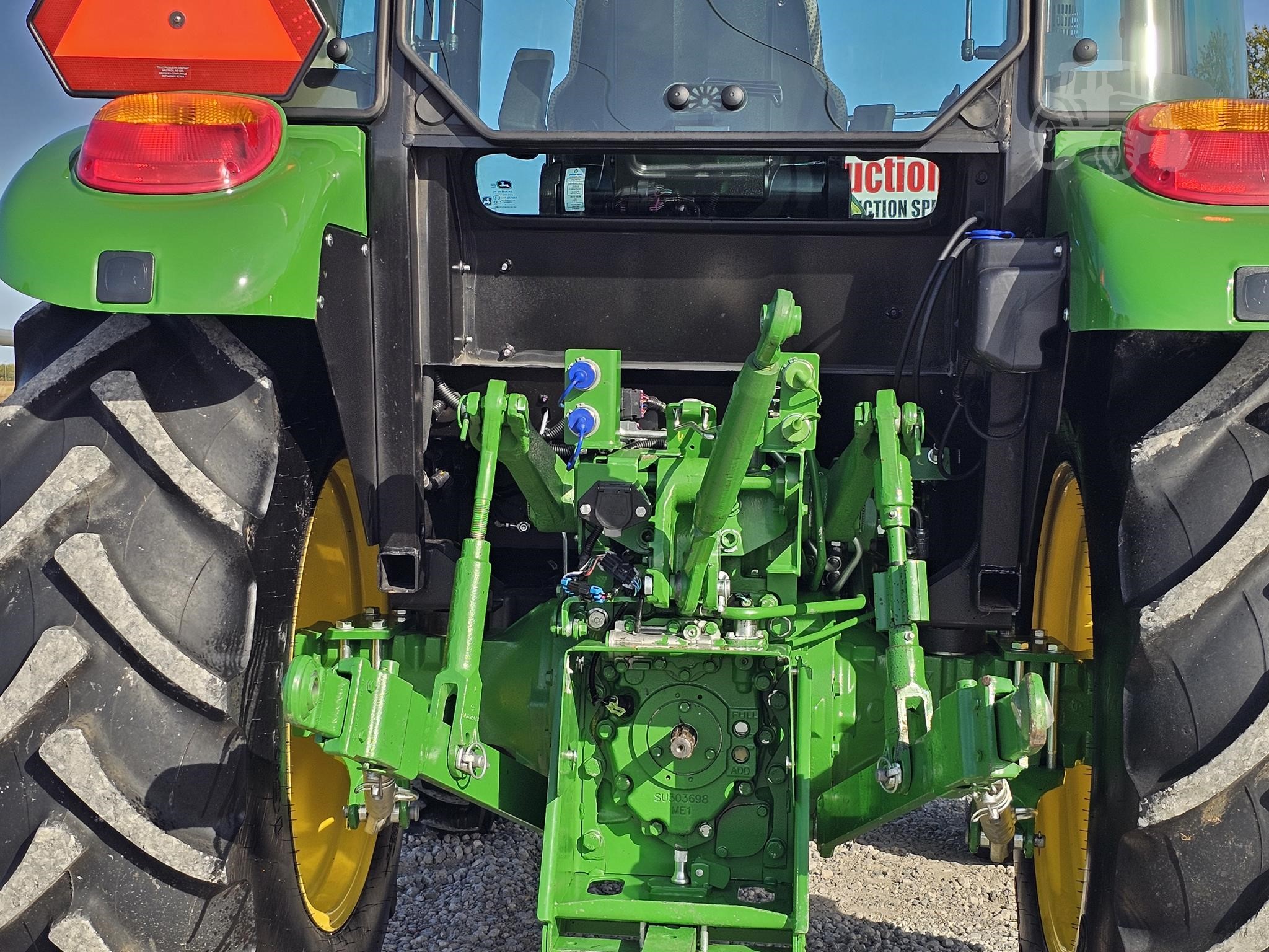 2021 John Deere 5075E