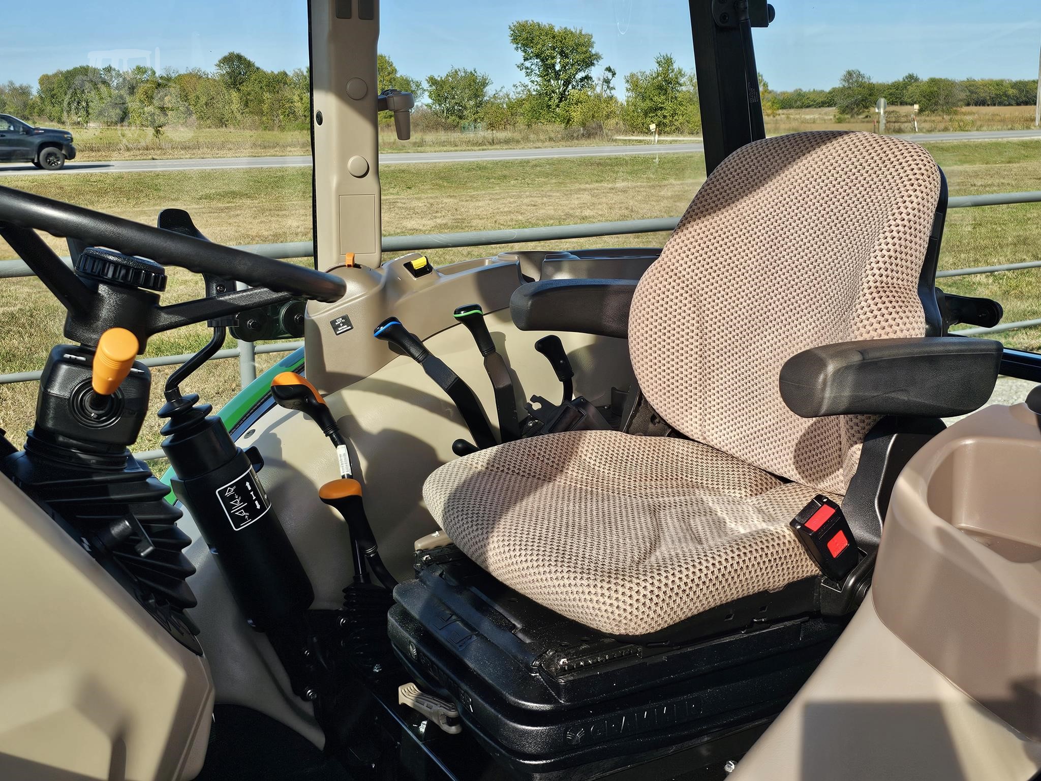 2021 John Deere 5075E
