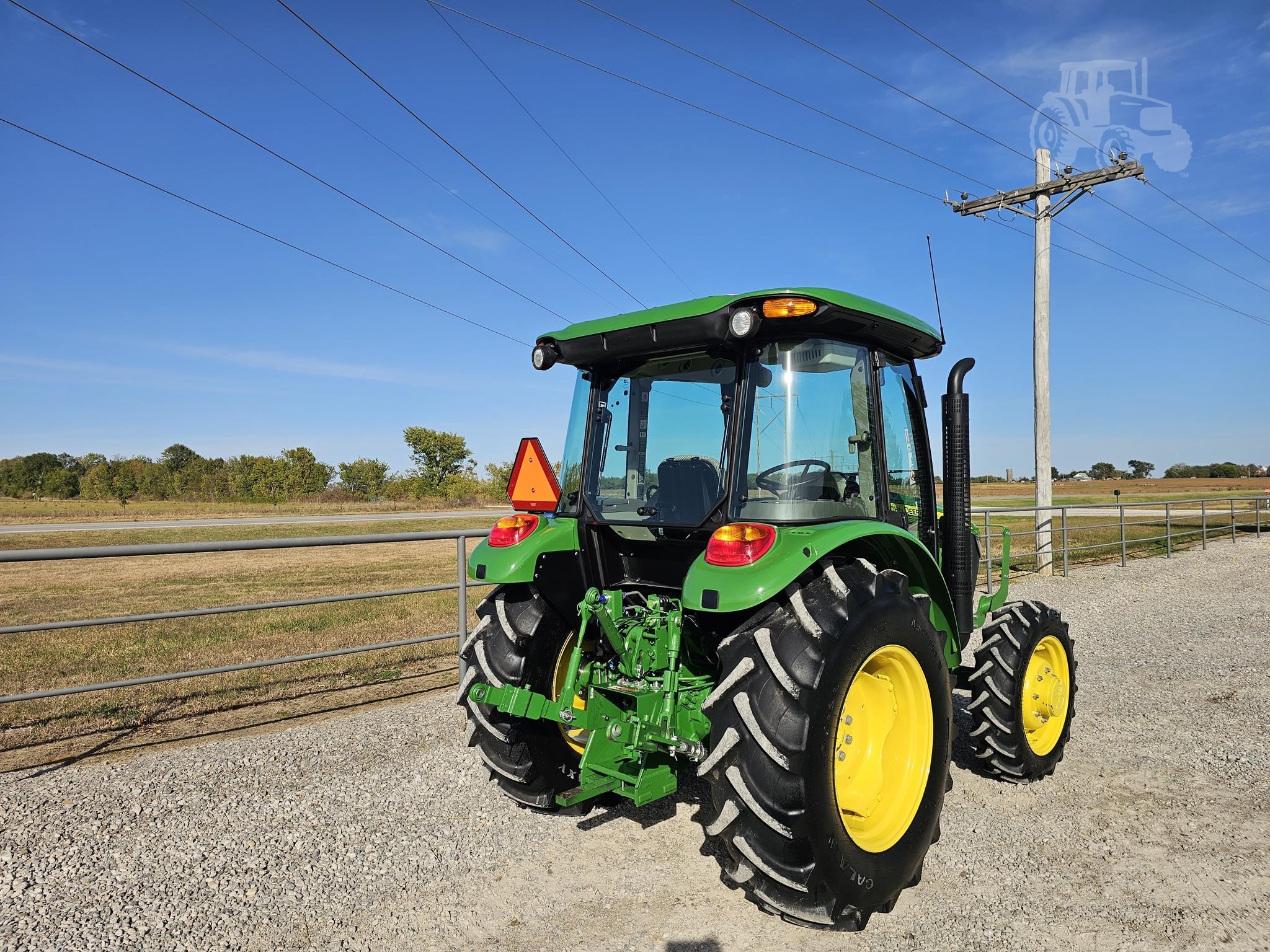 2021 John Deere 5075E