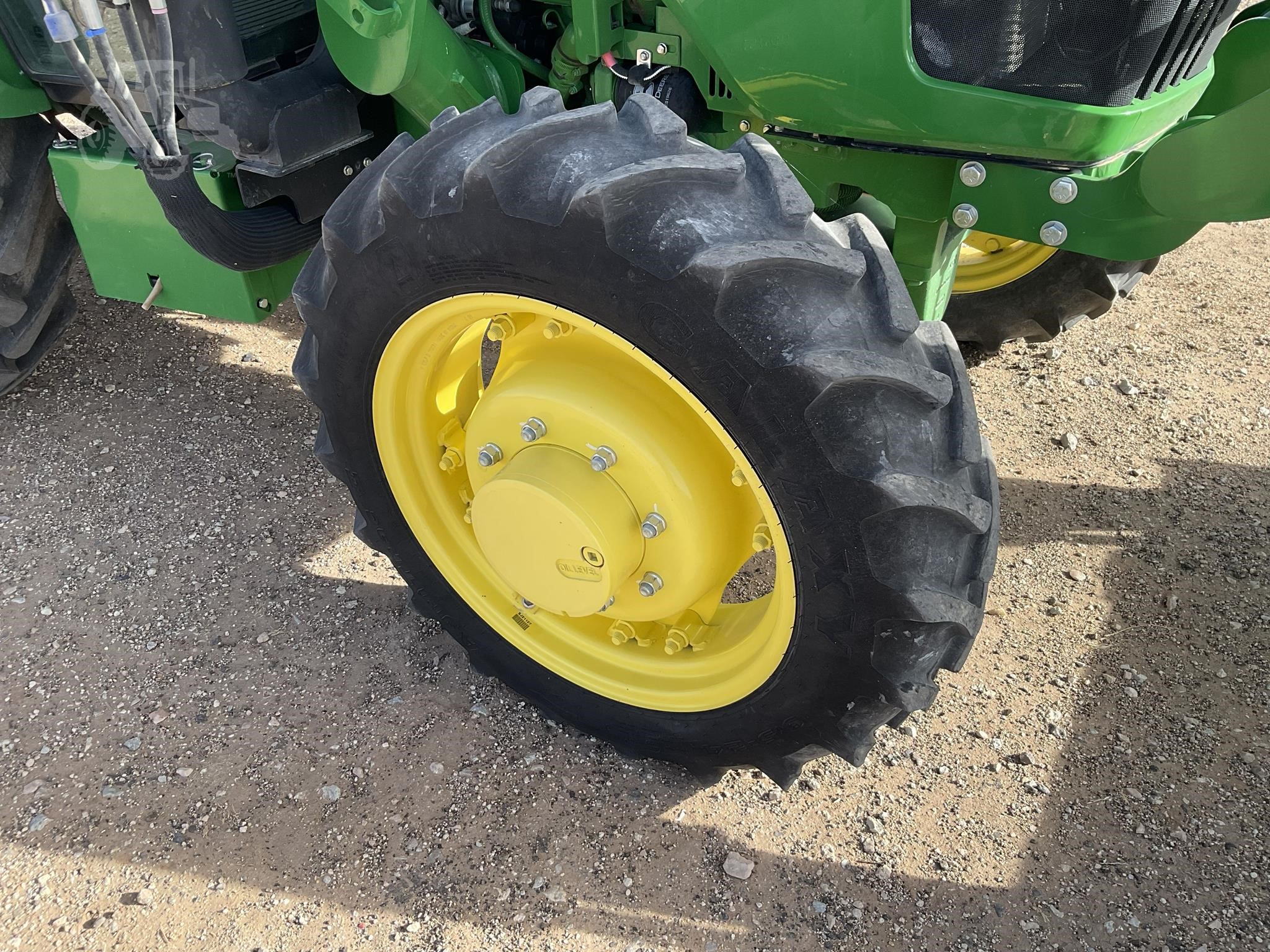 2017 John Deere 5075E