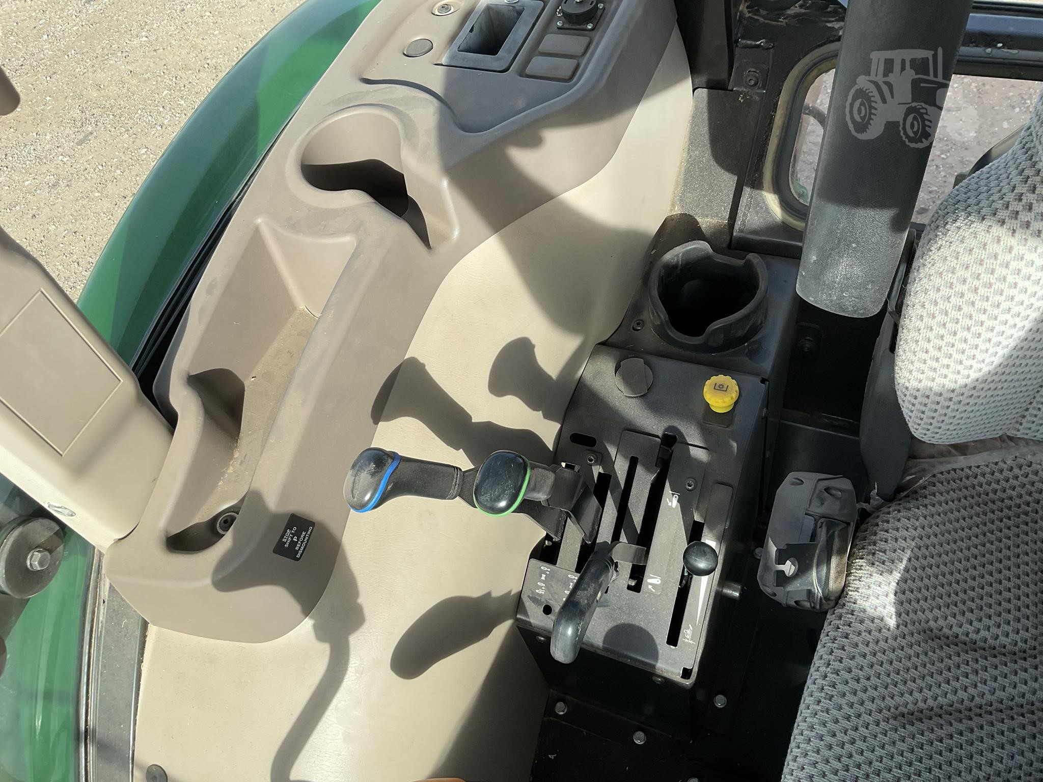 2017 John Deere 5075E