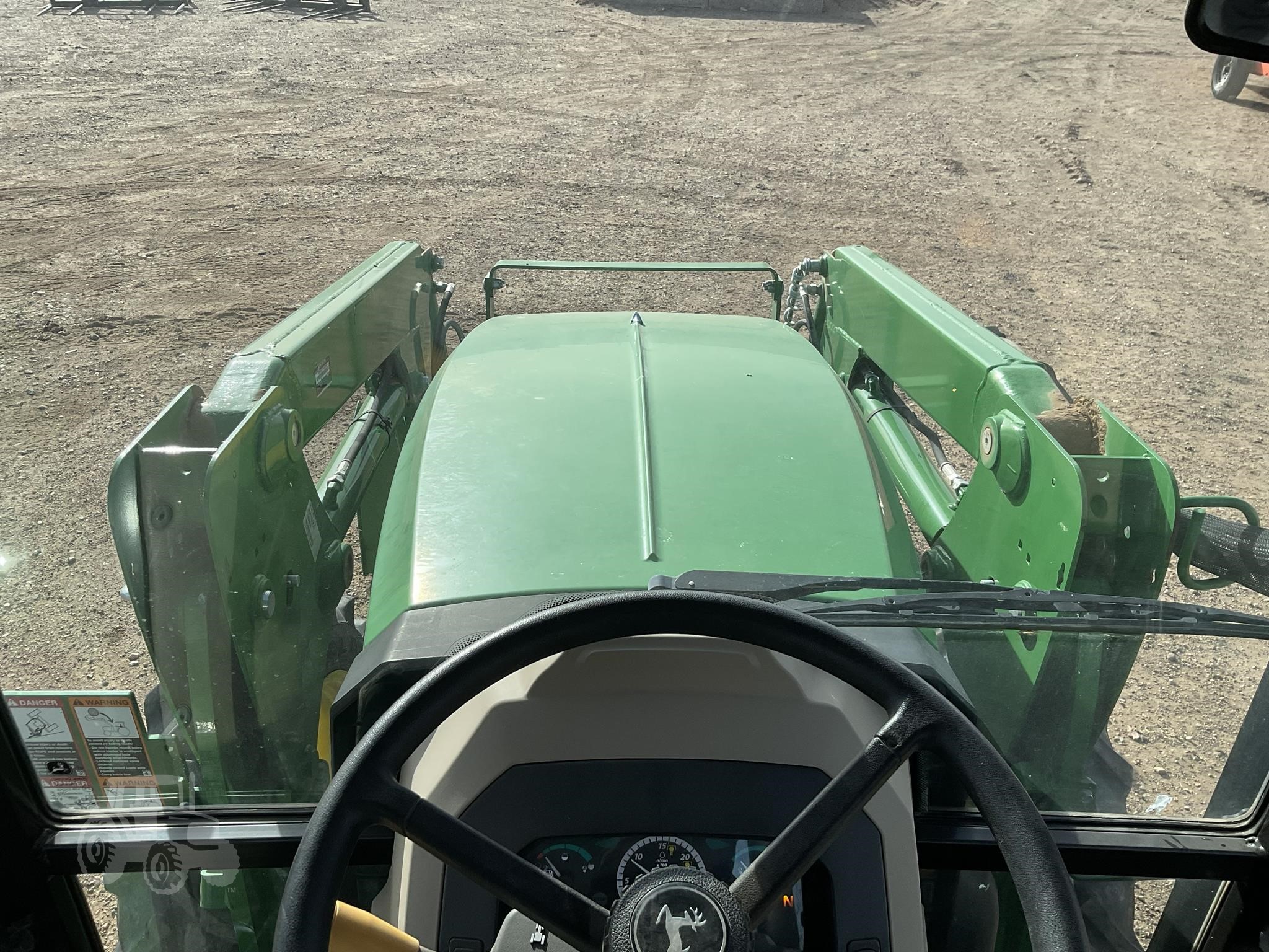 2017 John Deere 5075E