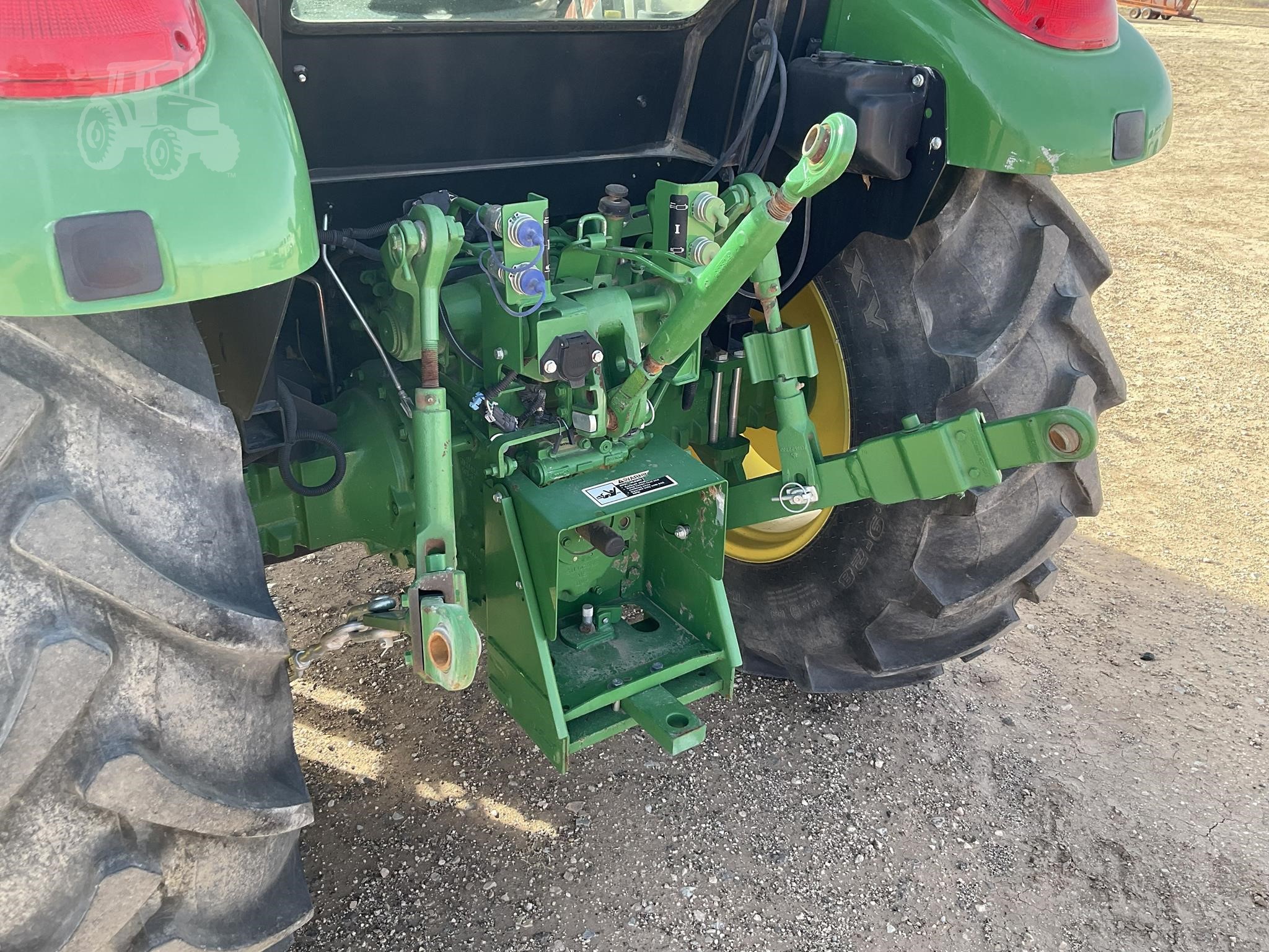 2017 John Deere 5075E