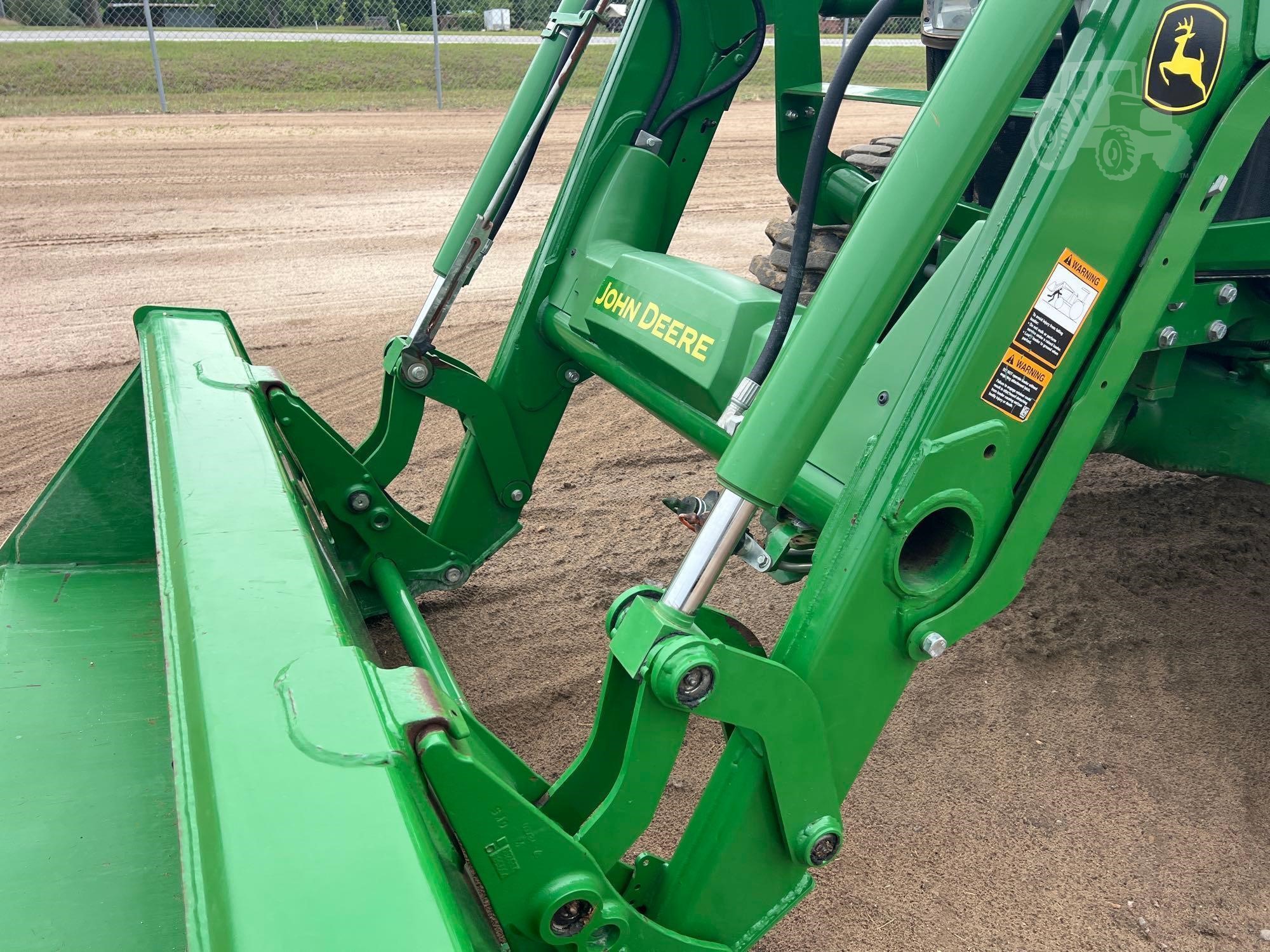 2021 John Deere 5075E