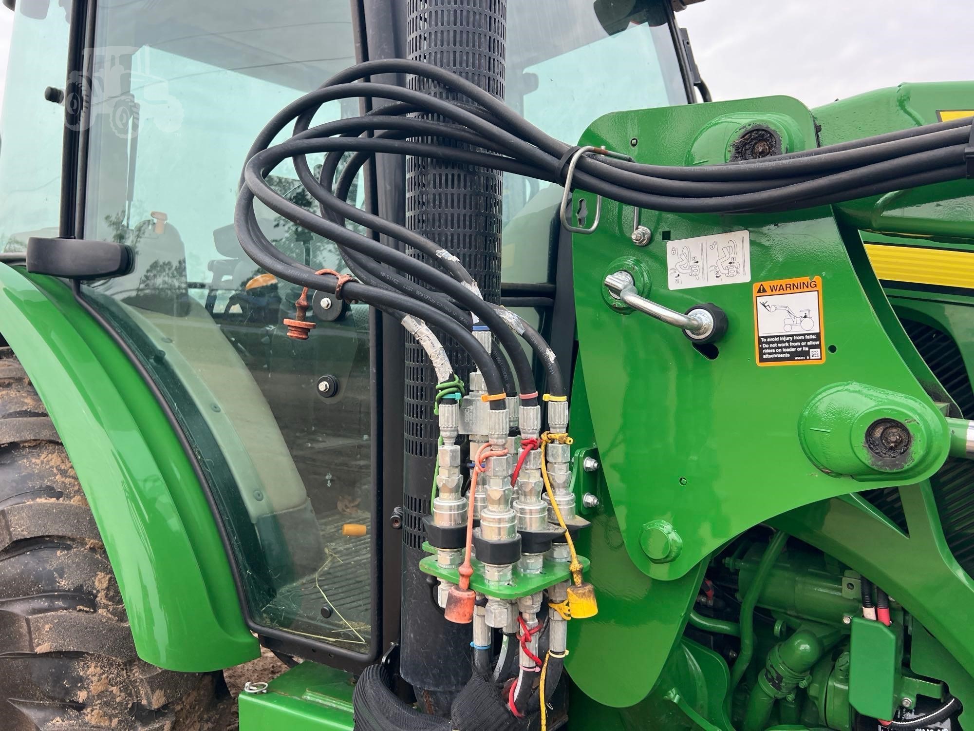 2021 John Deere 5075E