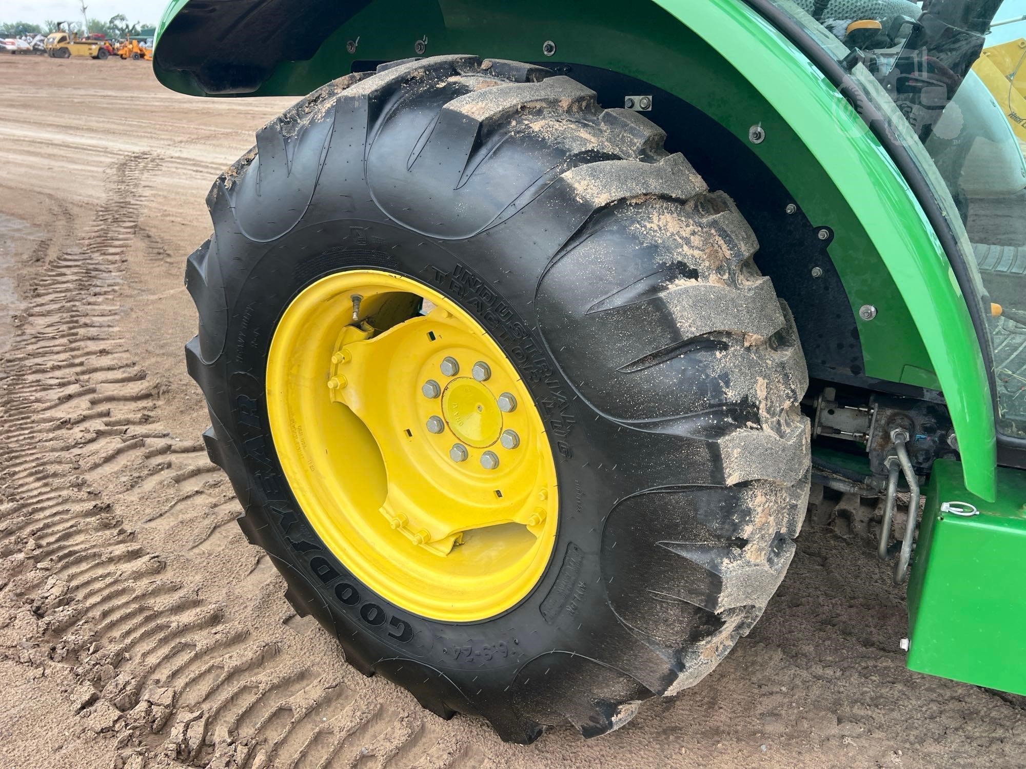 2021 John Deere 5075E