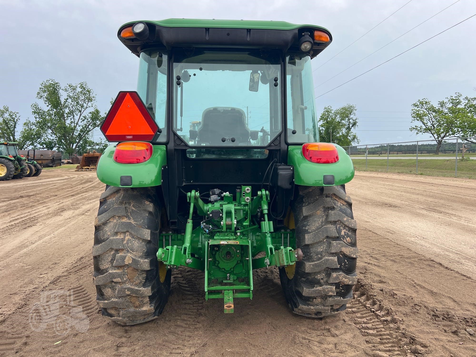 2021 John Deere 5075E