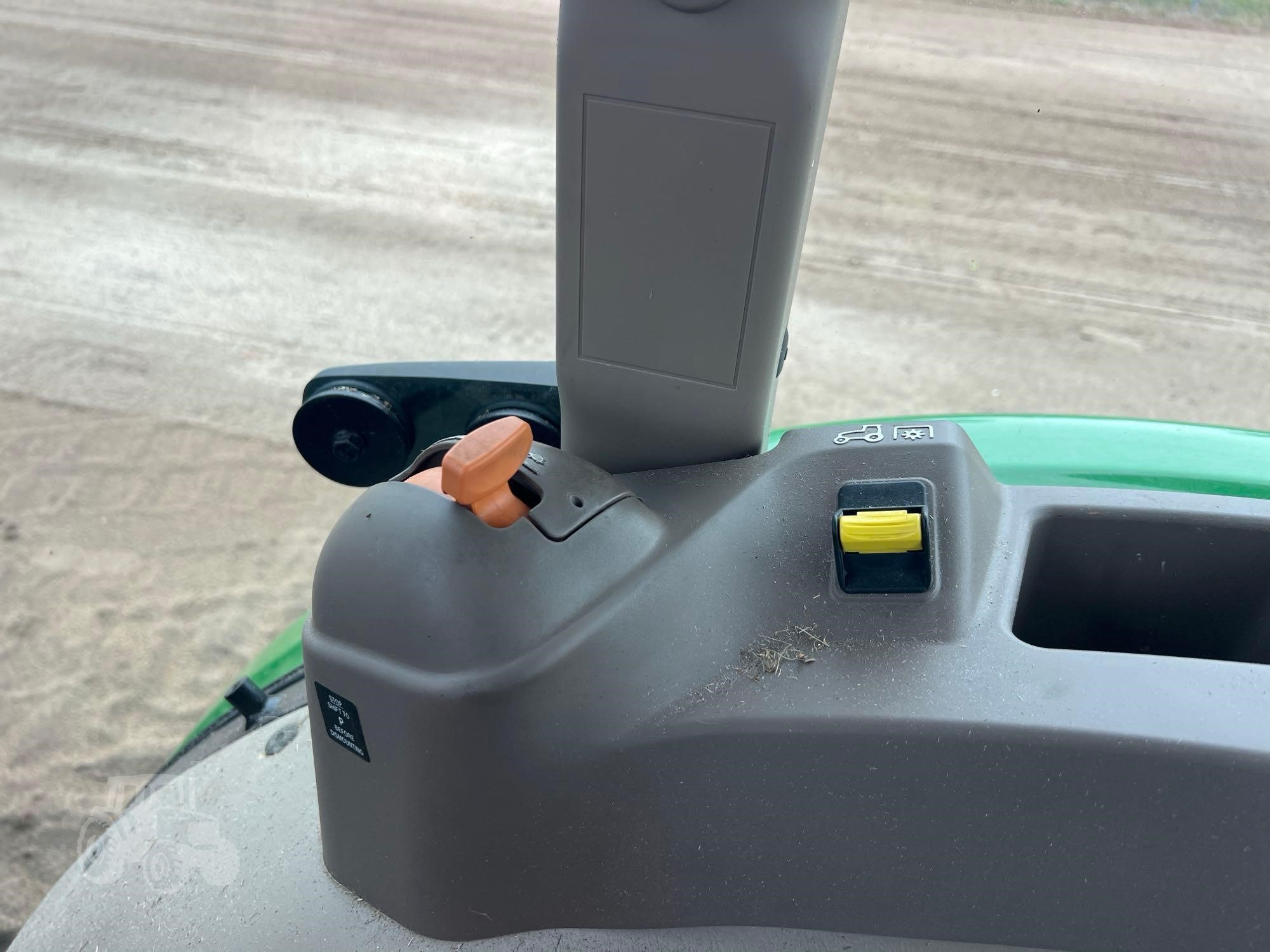 2021 John Deere 5075E