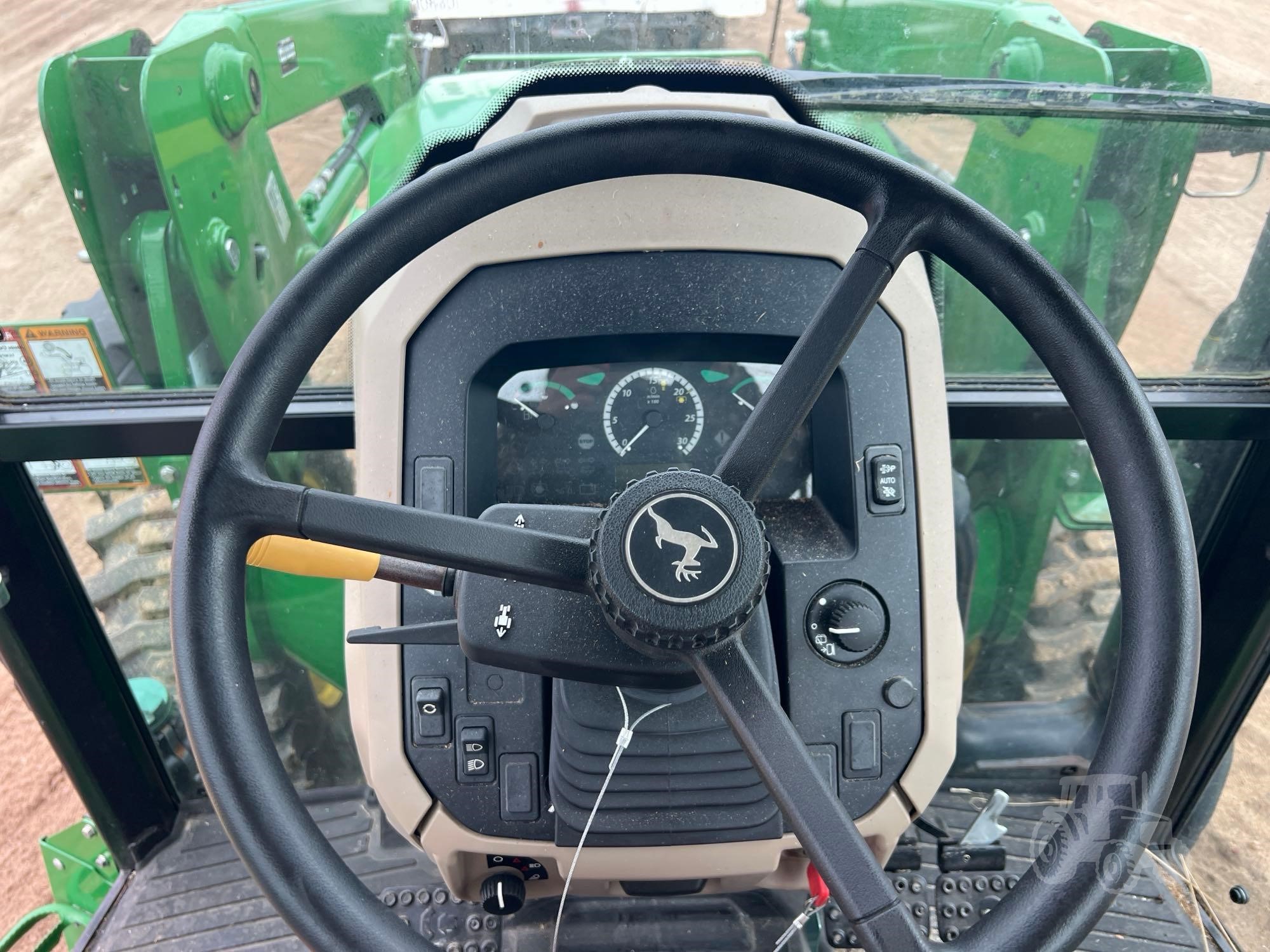2021 John Deere 5075E