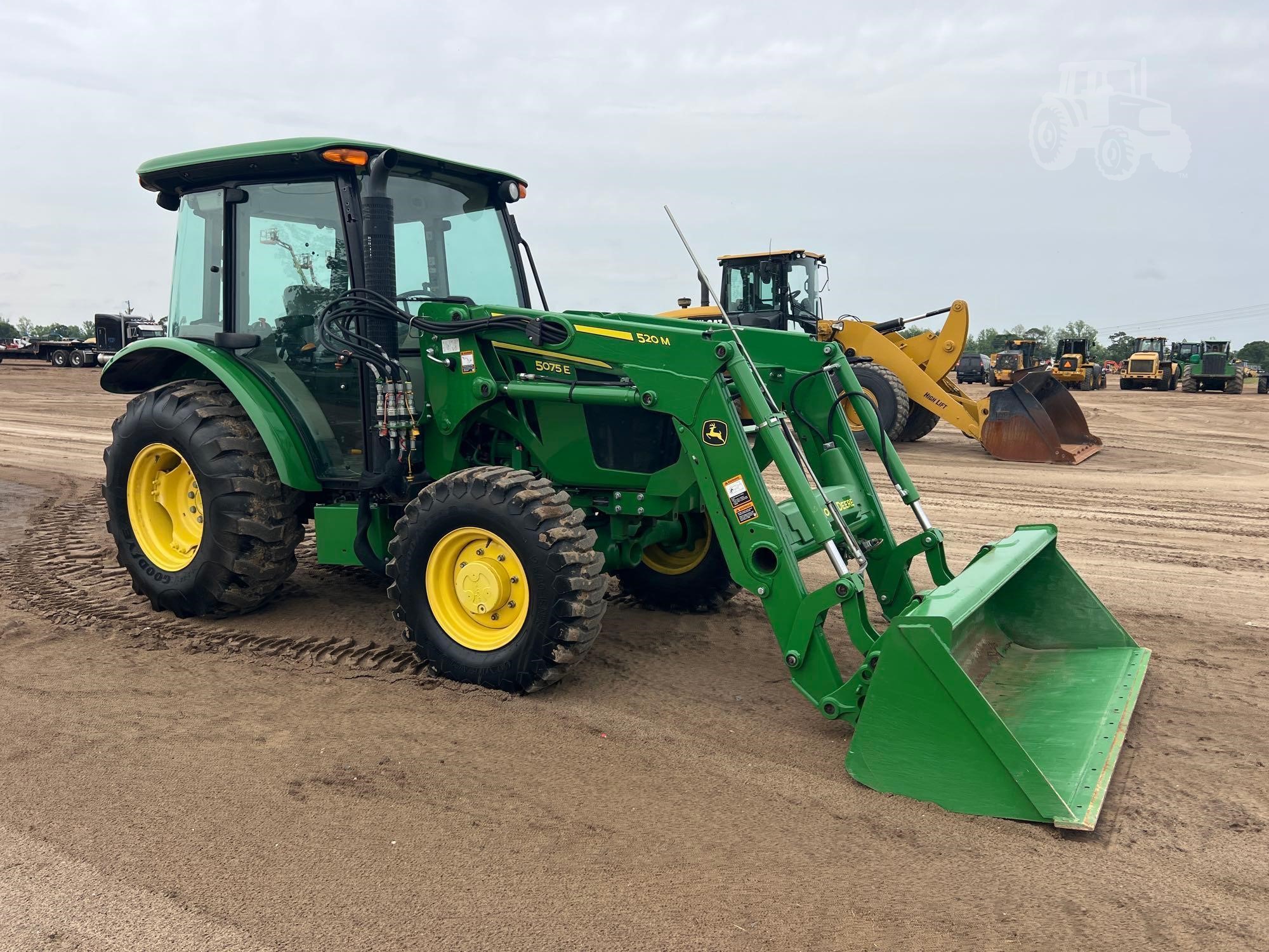 2021 John Deere 5075E