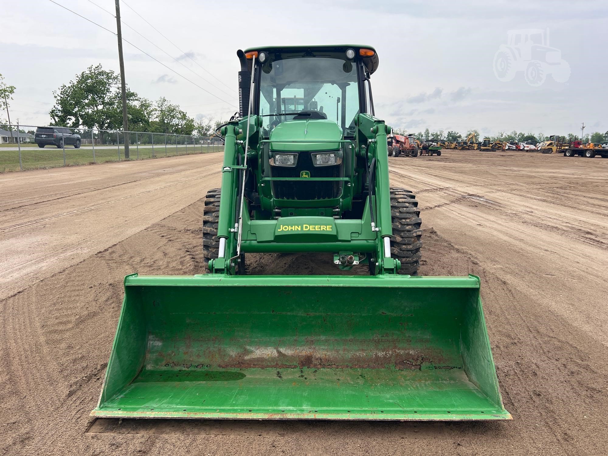 2021 John Deere 5075E