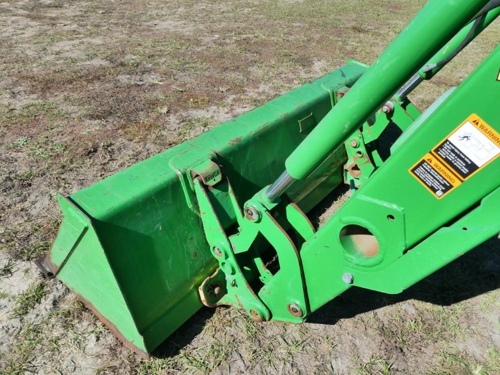 2016 John Deere 5075E