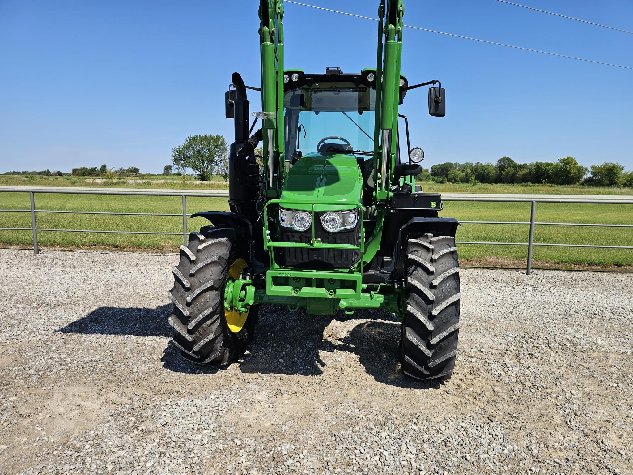 2023 John Deere 6120M