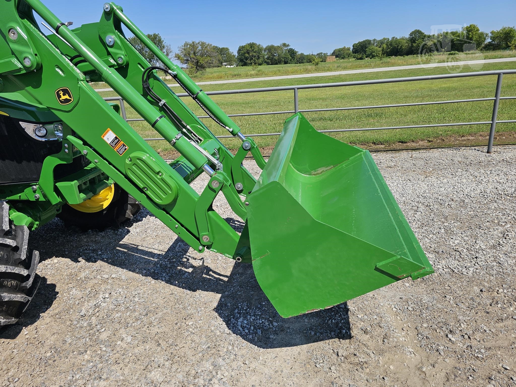 2023 John Deere 6120M