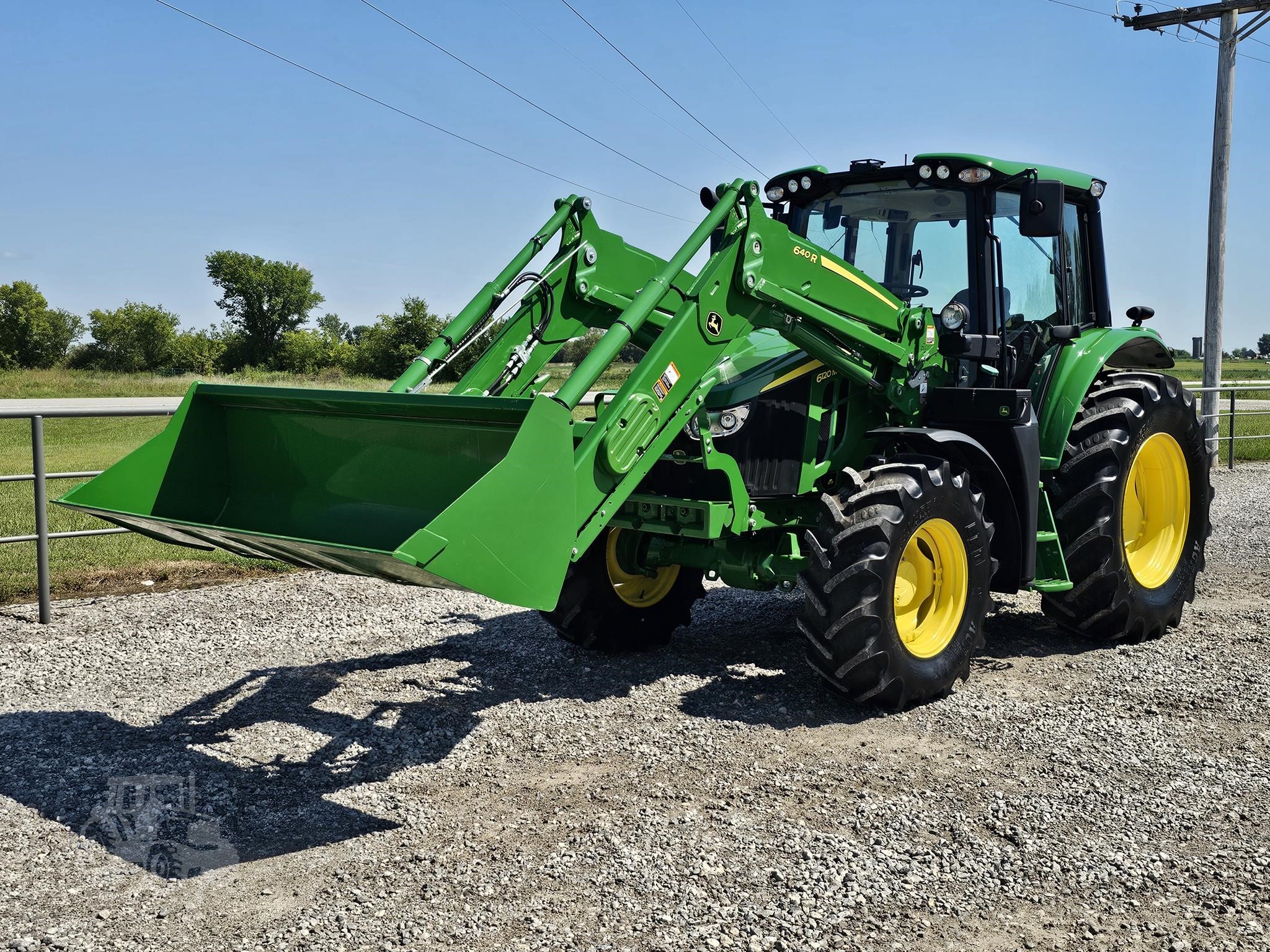 2023 John Deere 6120M
