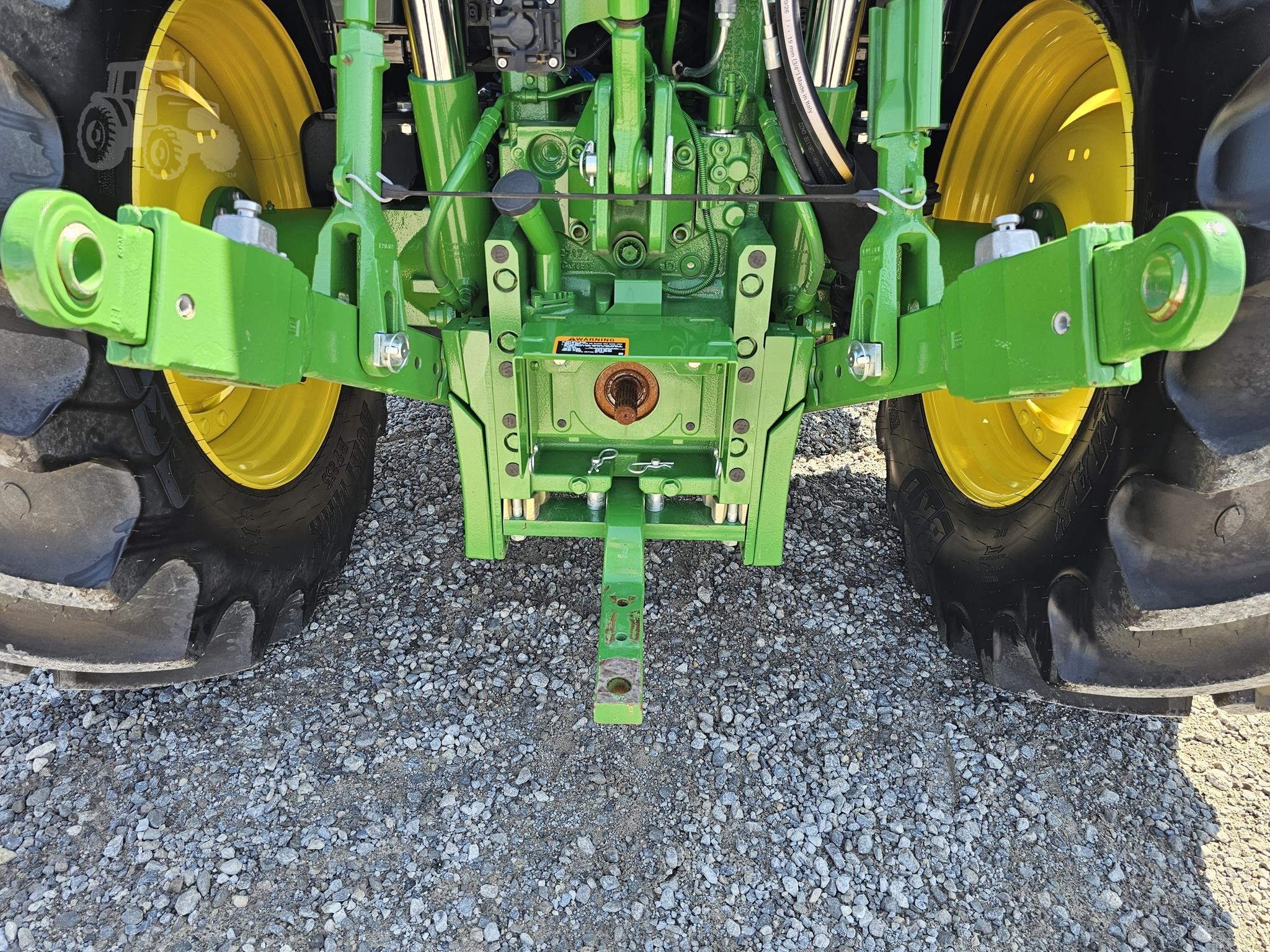 2023 John Deere 6120M