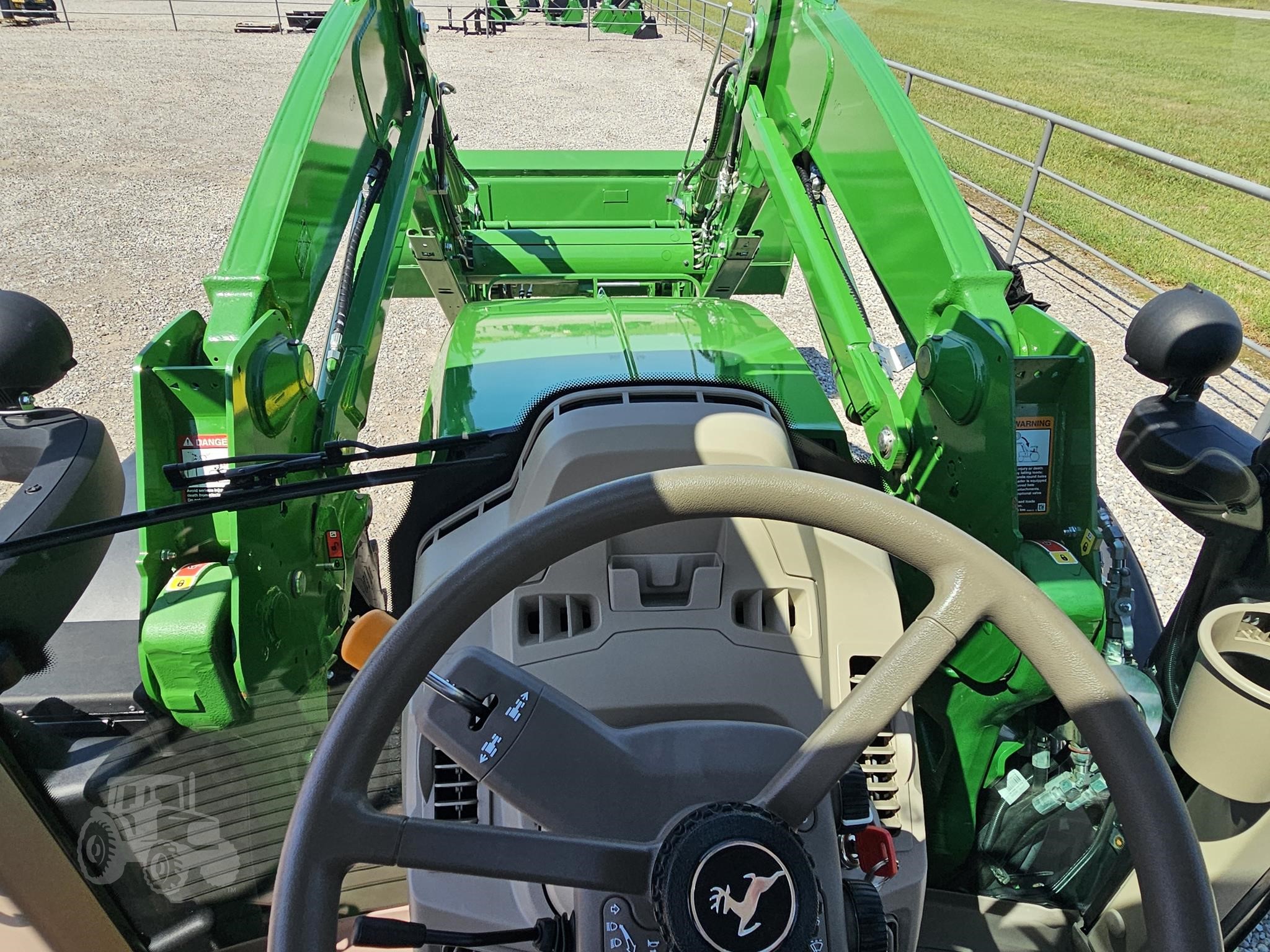 2023 John Deere 6120M