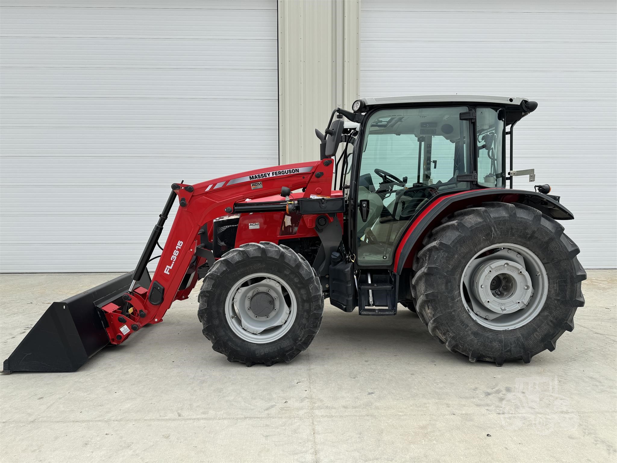 2019 Massey Ferguson 2019 Massey Ferguson 4710 alt